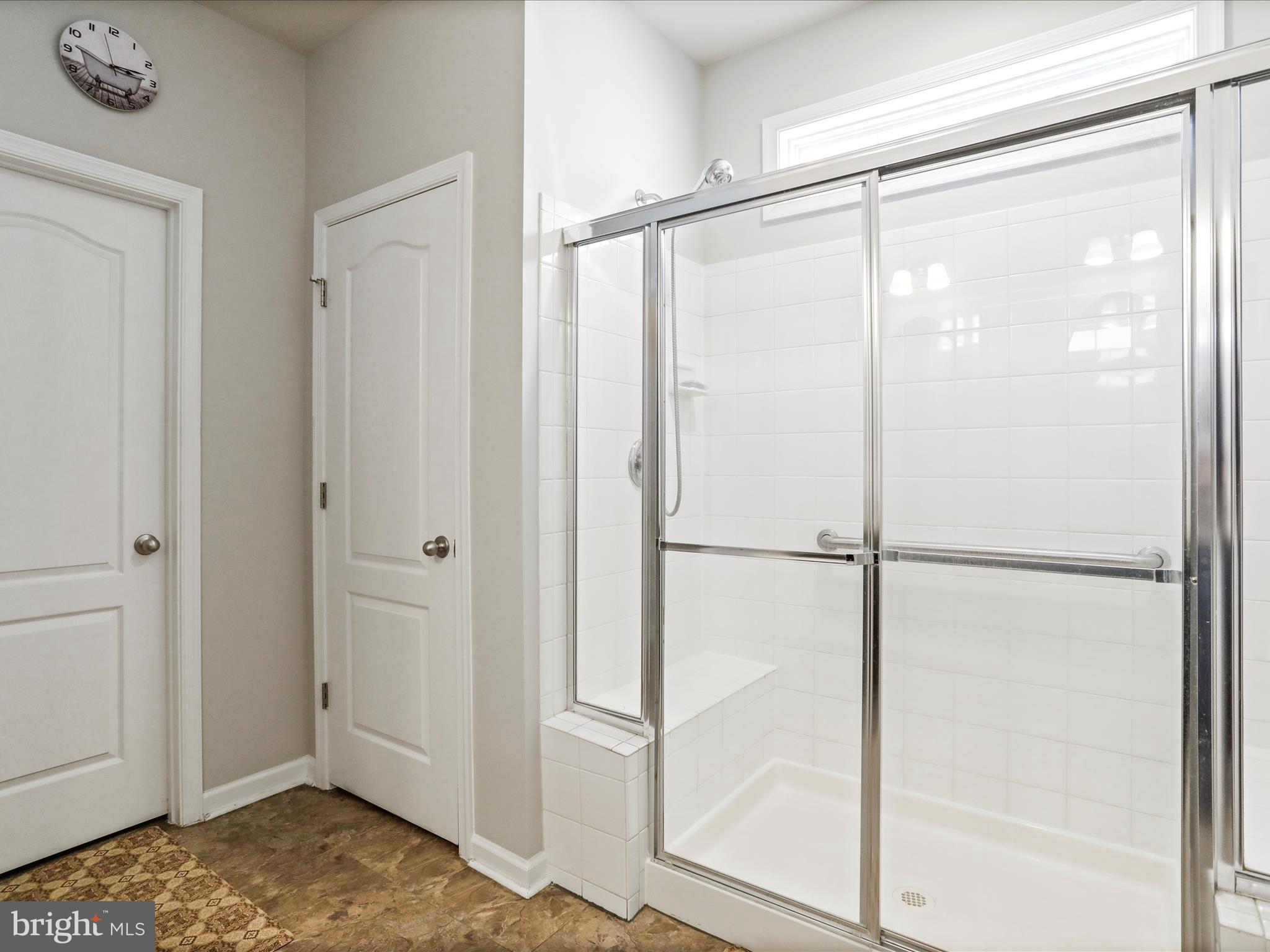 LAKELAND PLACE - Residential