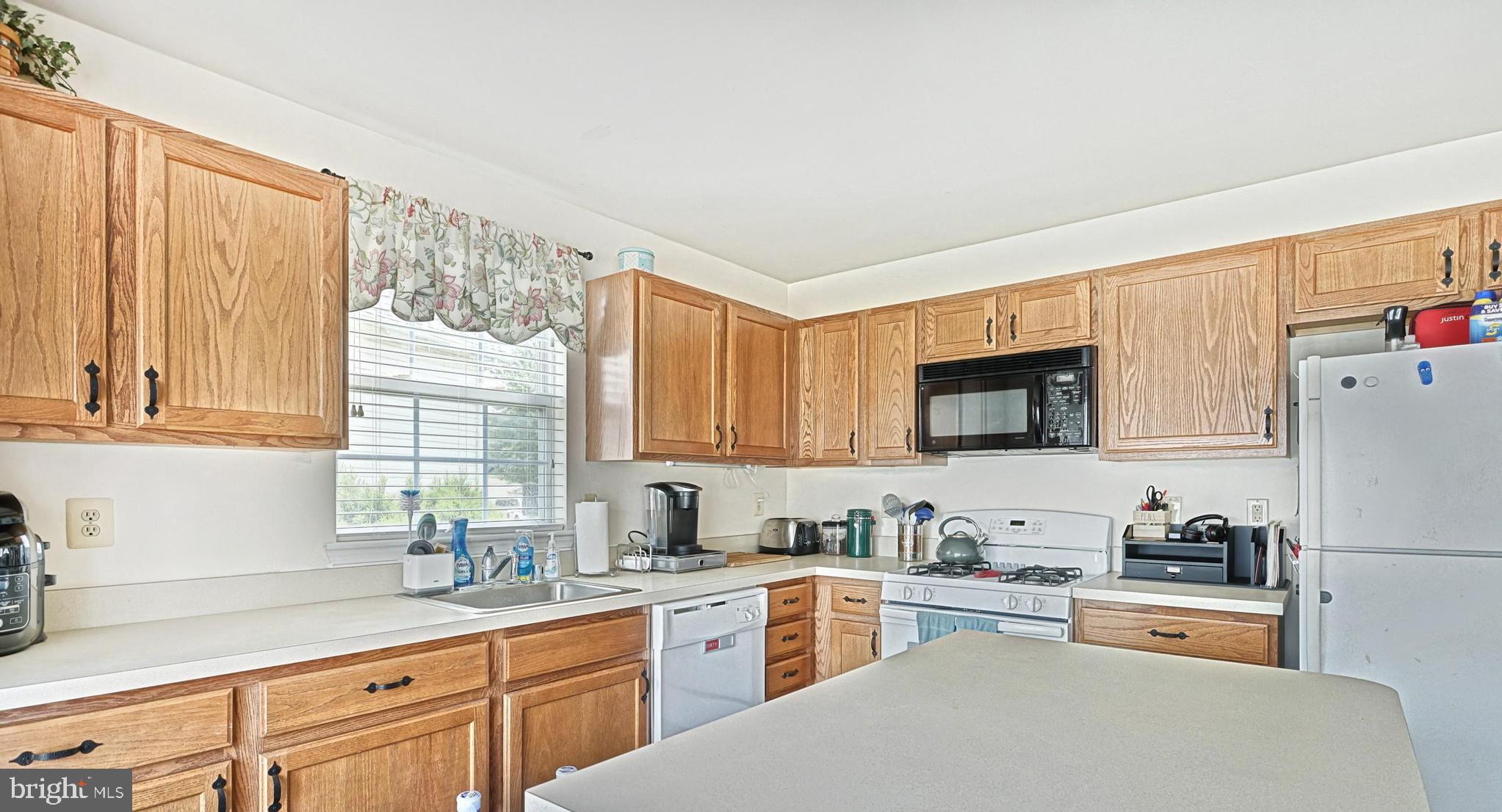 CROSSROADS OVERLOOK - Residential