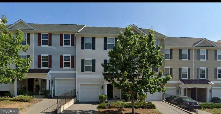 Coming soon! This beautifully maintained condo-style townhome features three bedrooms and 2.5 baths. The interior unit boasts an inviting entrance with hardwood flooring, while the ground floor offers a versatile bedroom/office and a private den with a separate entrance.  The main level showcases a spacious living room with natural light and elegant hardwood flooring. The rear country kitchen is a standout, featuring a luxury backsplash and an open layout overlooking the kitchen space.  Upstairs, the owner's suite includes a double-sink vanity and a two-person separate shower. The second upstairs bedroom has a shower/tub combo for added convenience.  Don't miss out on this exceptional home!