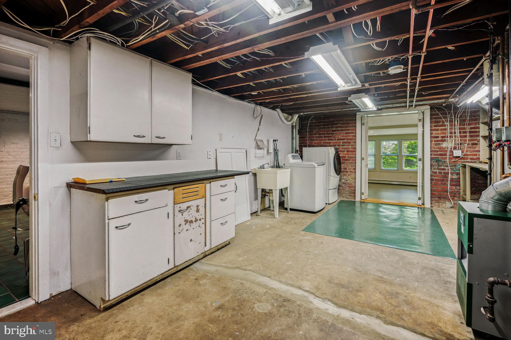 SOMERSET HEIGHTS - Residential