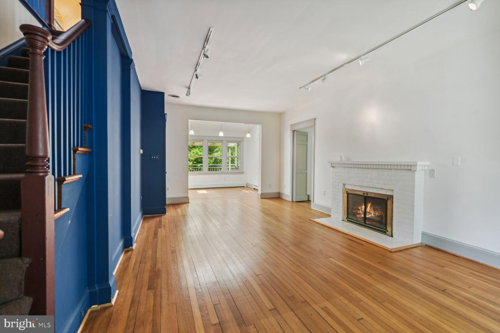 SOMERSET HEIGHTS - Residential