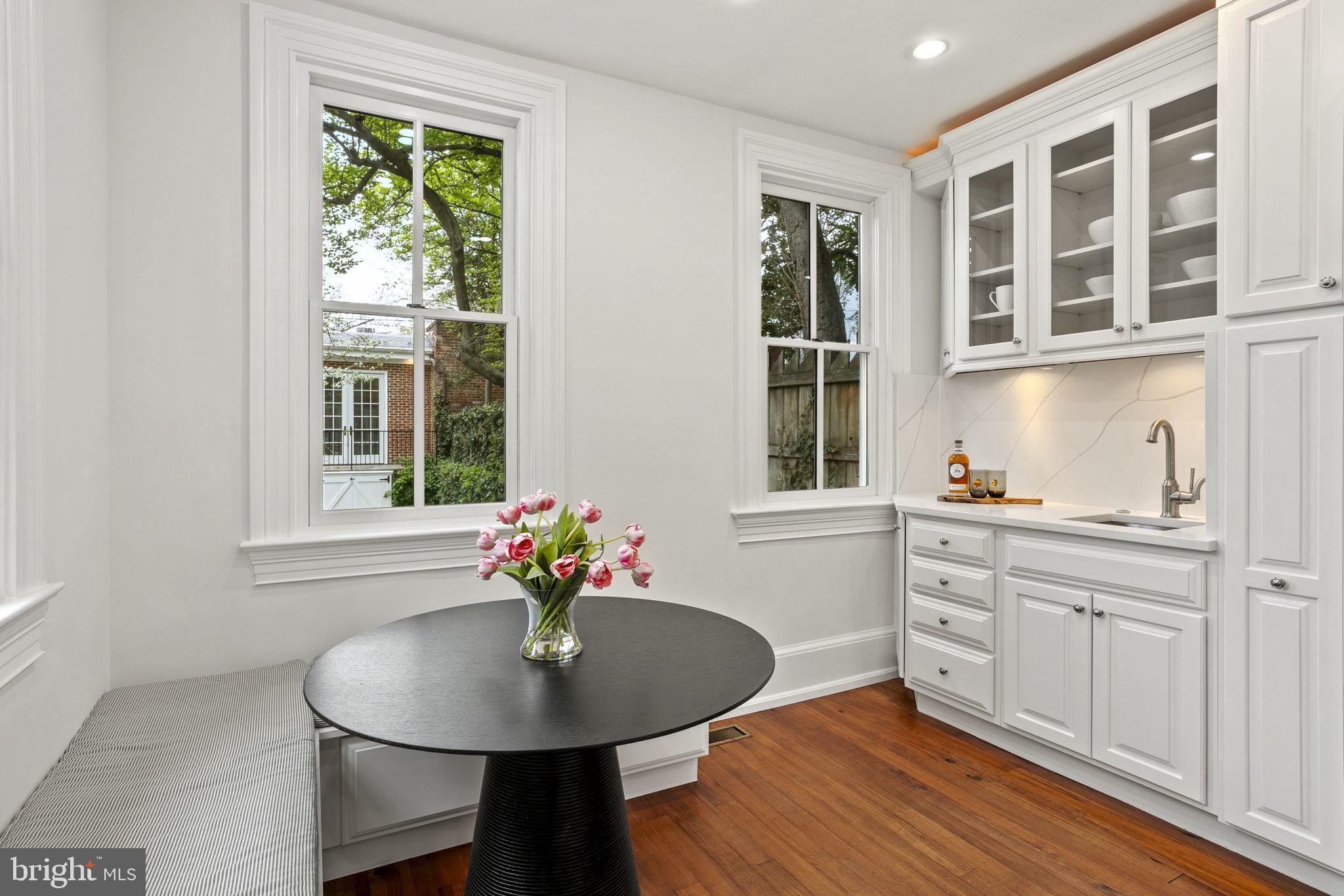 GEORGETOWN - Residential