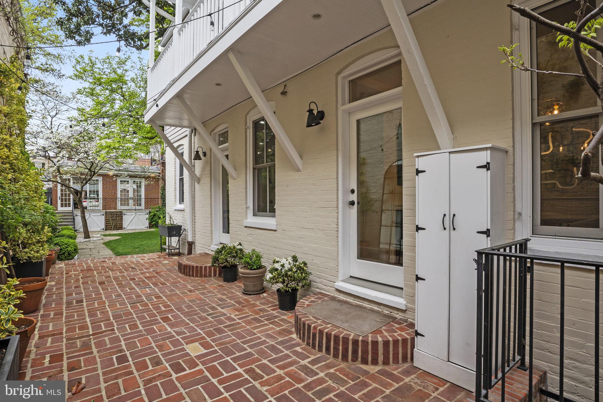 GEORGETOWN - Residential