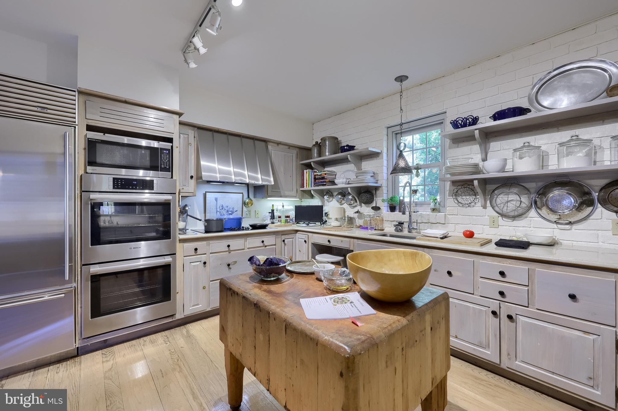 MANHEIM BOROUGH - Residential