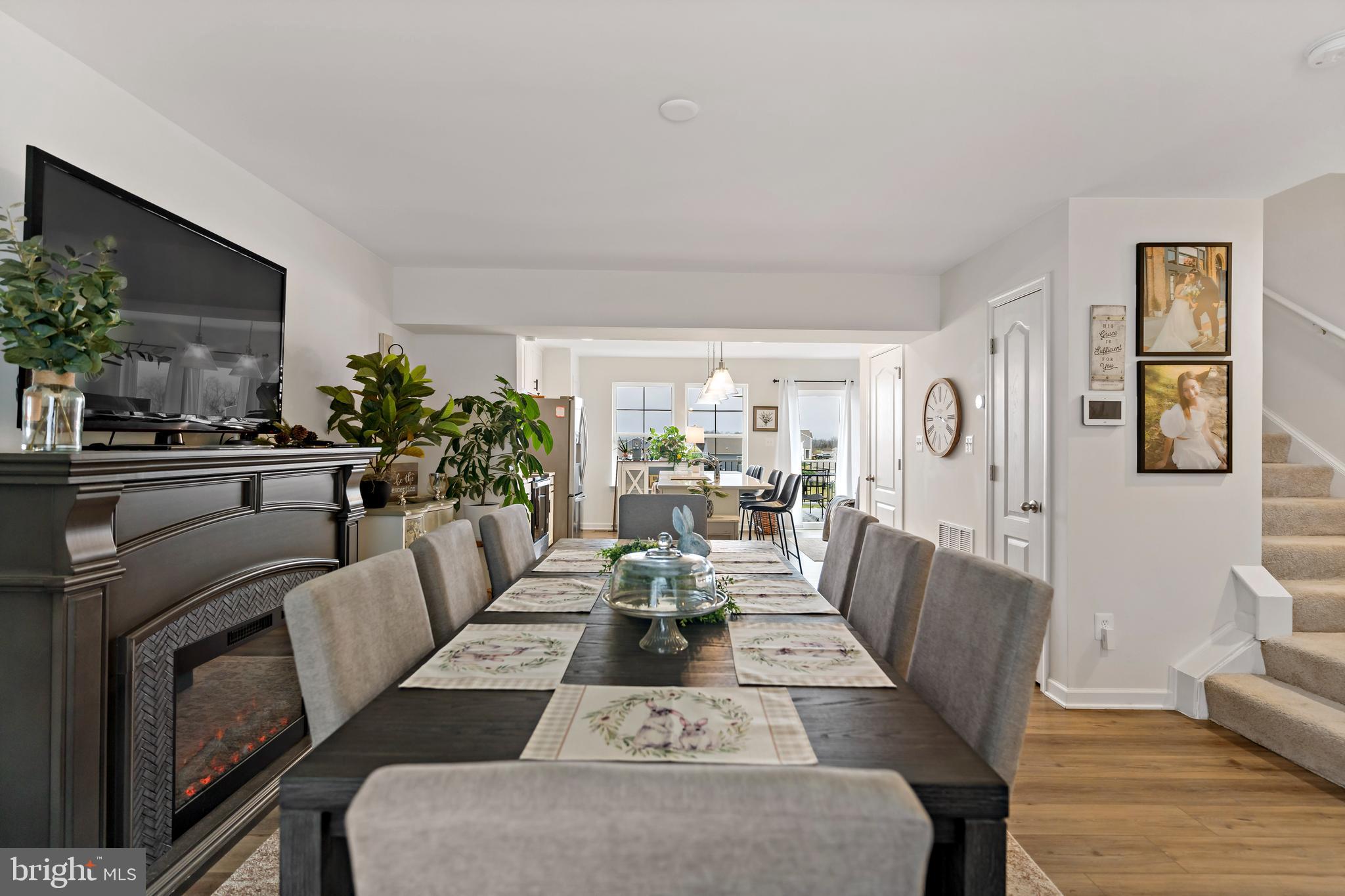 TOWNES AT TATE MANOR - Residential