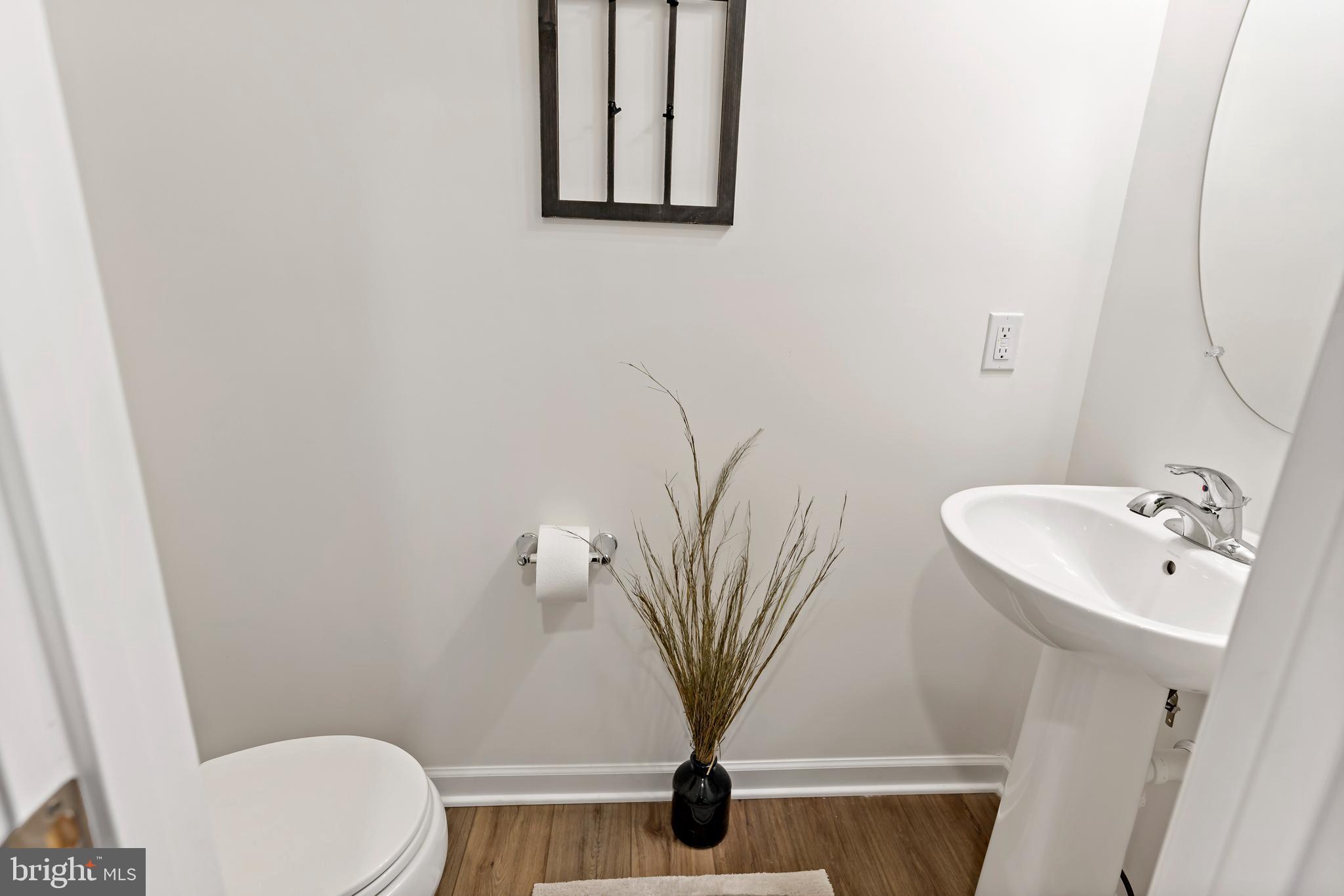 TOWNES AT TATE MANOR - Residential