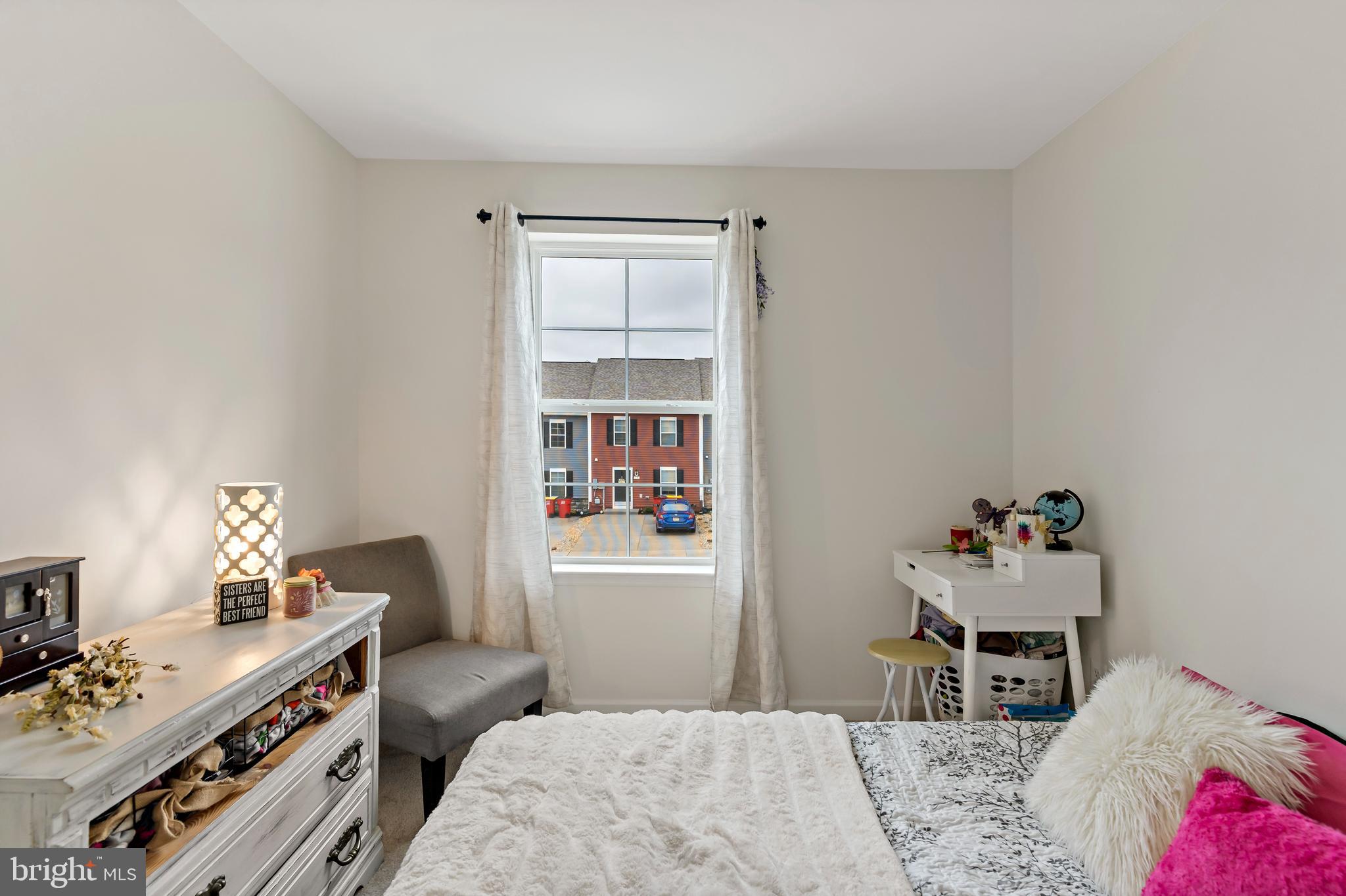 TOWNES AT TATE MANOR - Residential