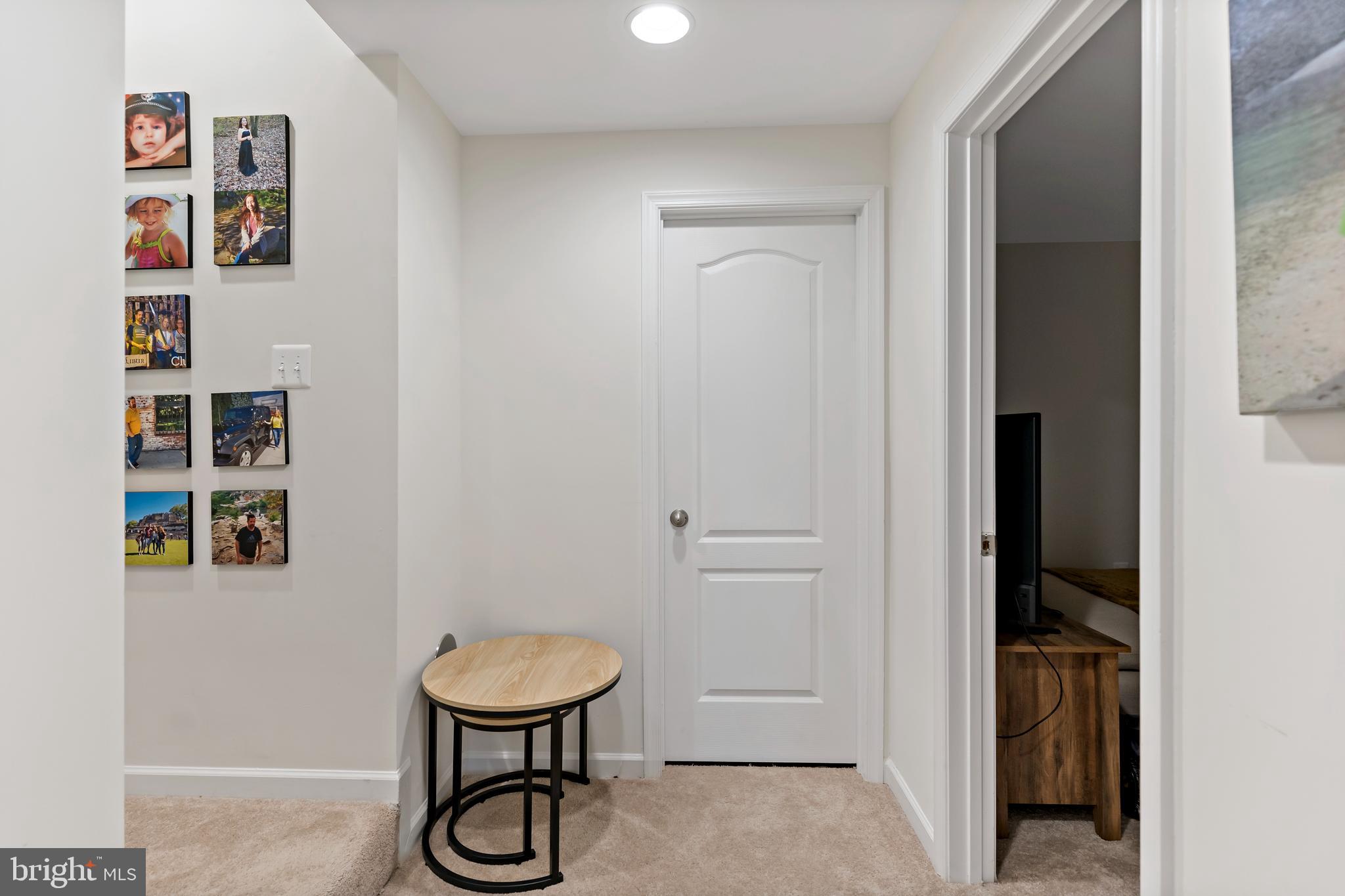 TOWNES AT TATE MANOR - Residential