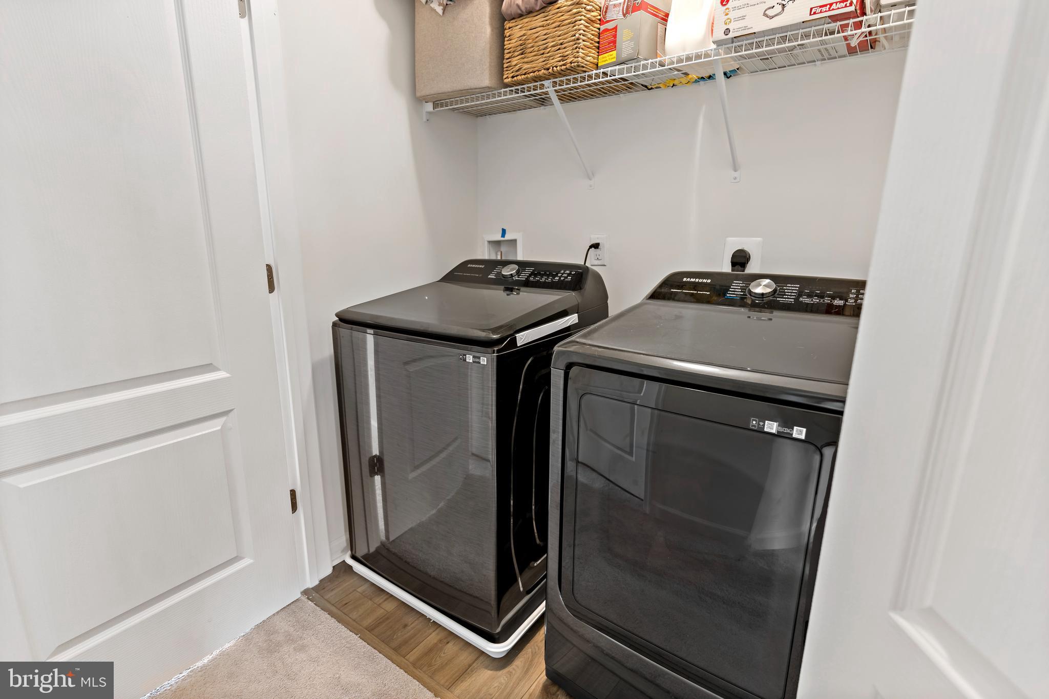 TOWNES AT TATE MANOR - Residential