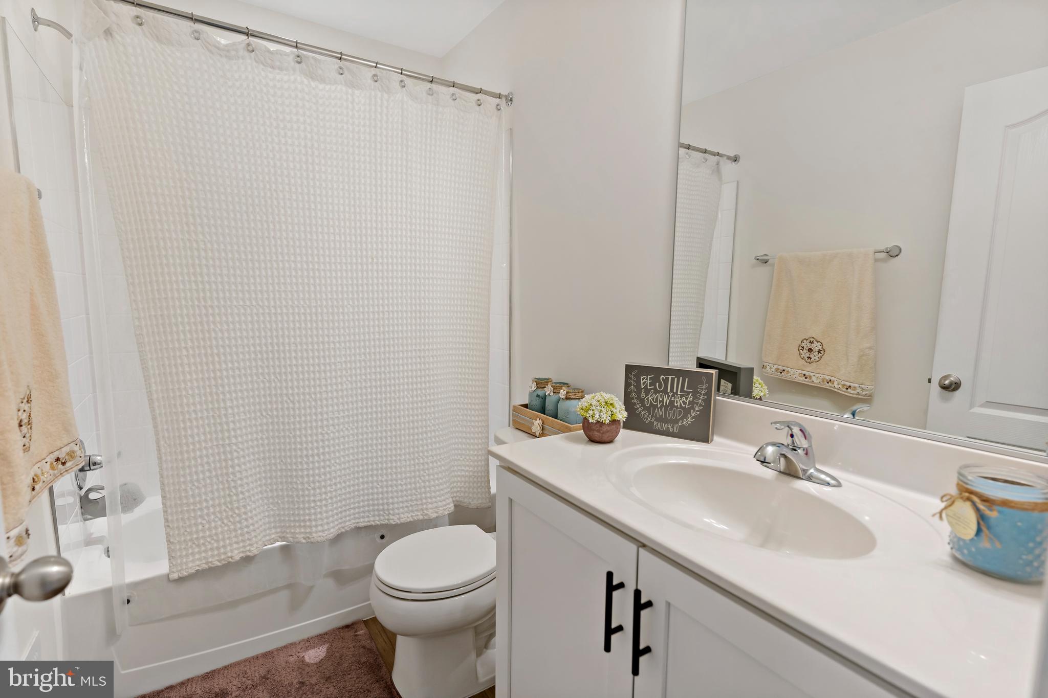 TOWNES AT TATE MANOR - Residential