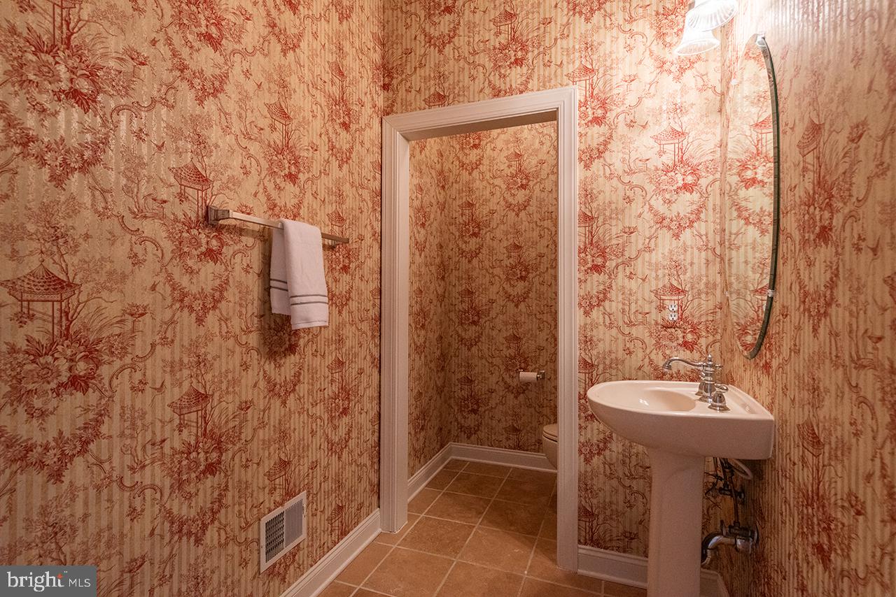 SHENSTONE - Residential