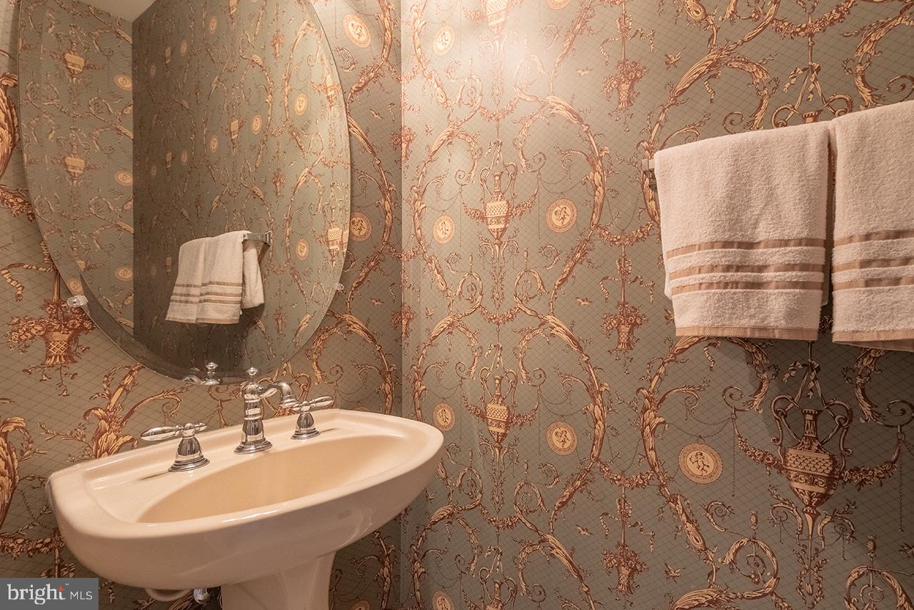 SHENSTONE - Residential