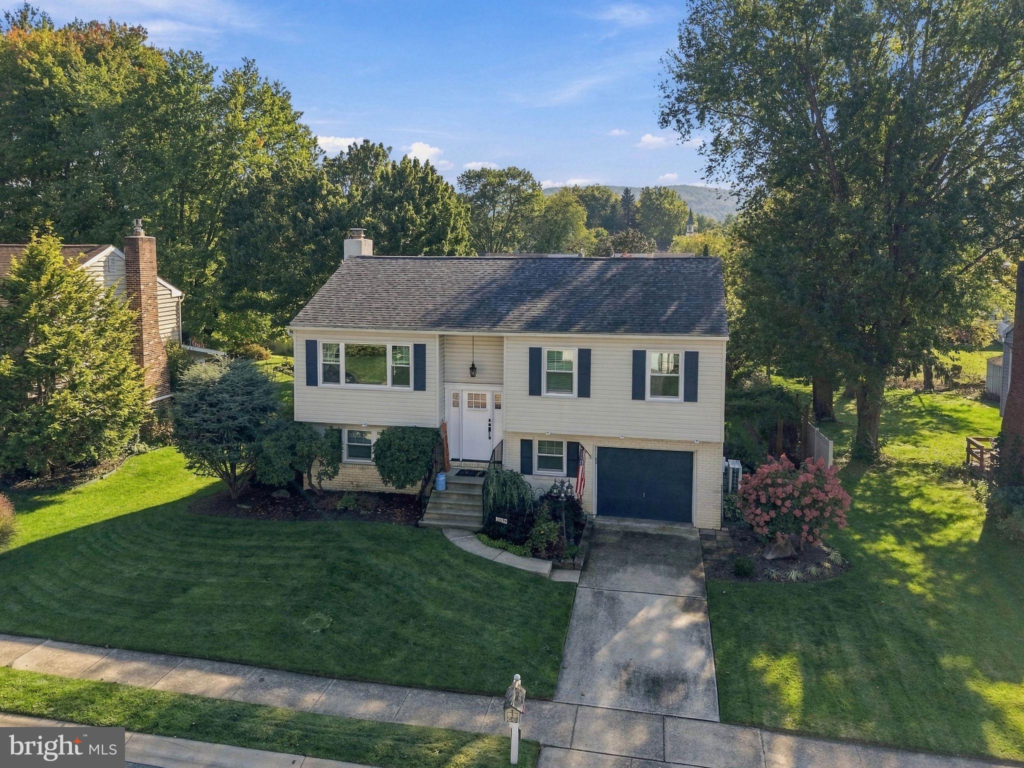 140 W WILSON AVENUE W