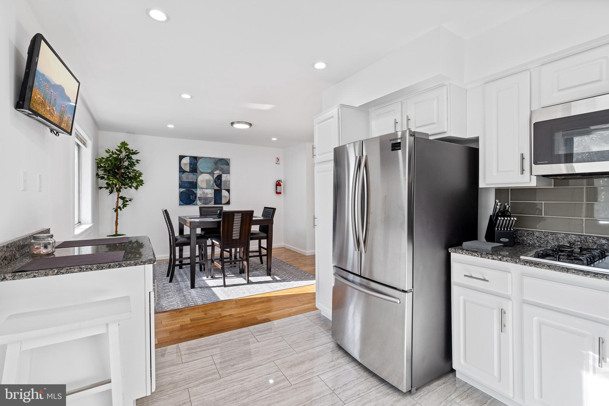 POPLAR - Residential Lease