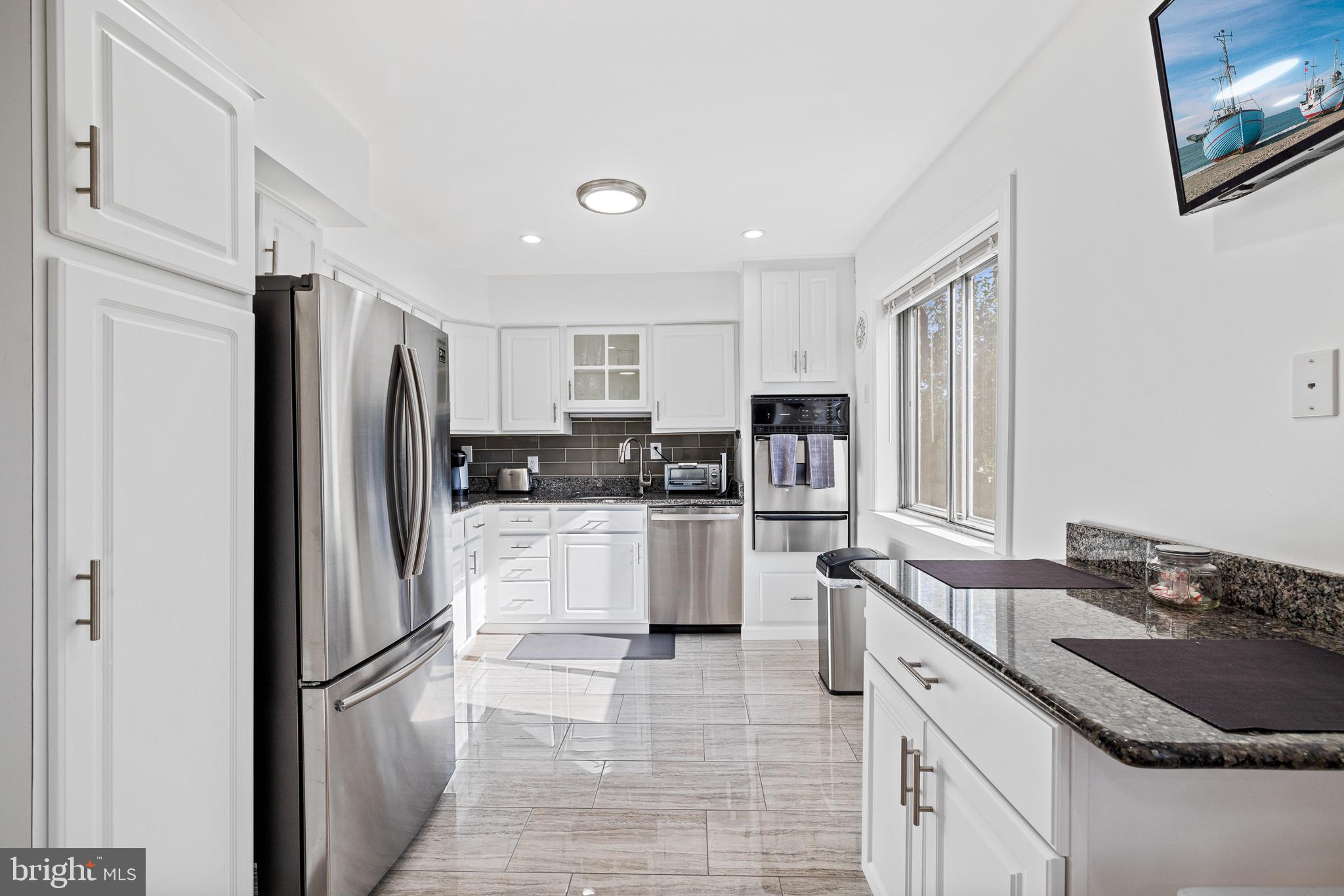 POPLAR - Residential Lease