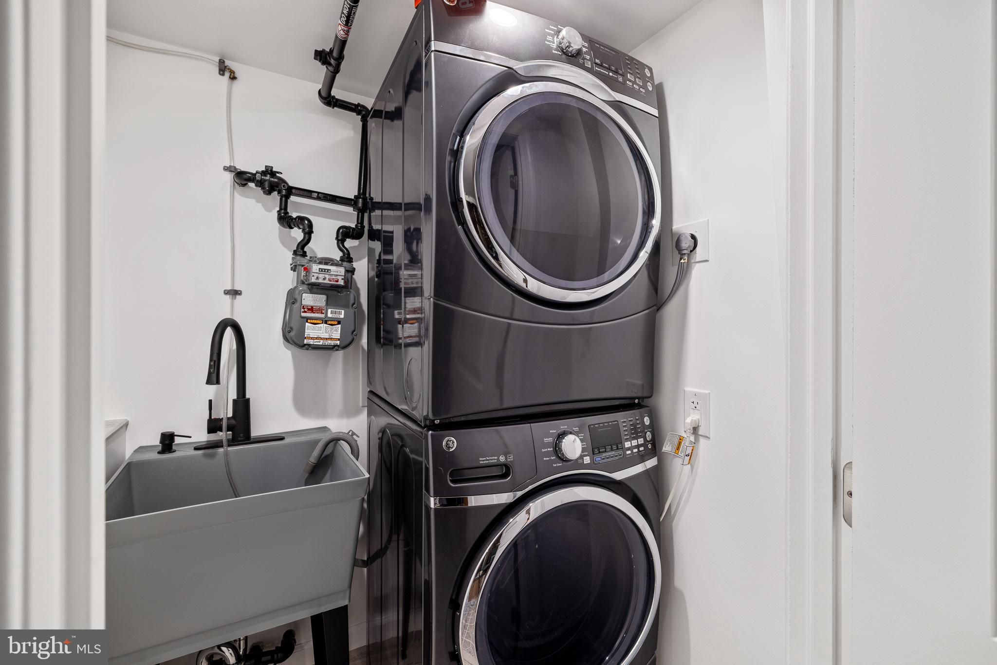 POPLAR - Residential Lease