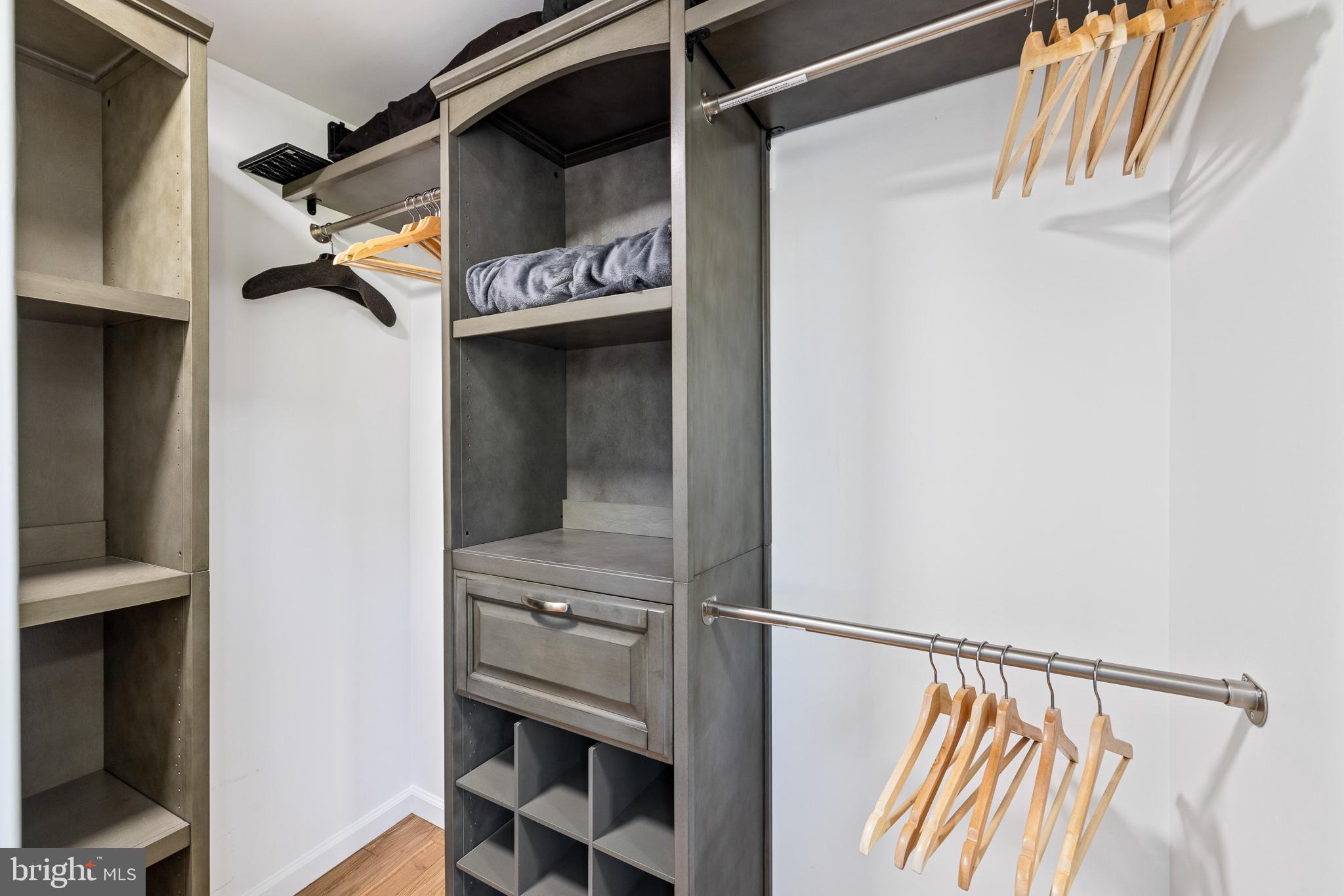 POPLAR - Residential Lease