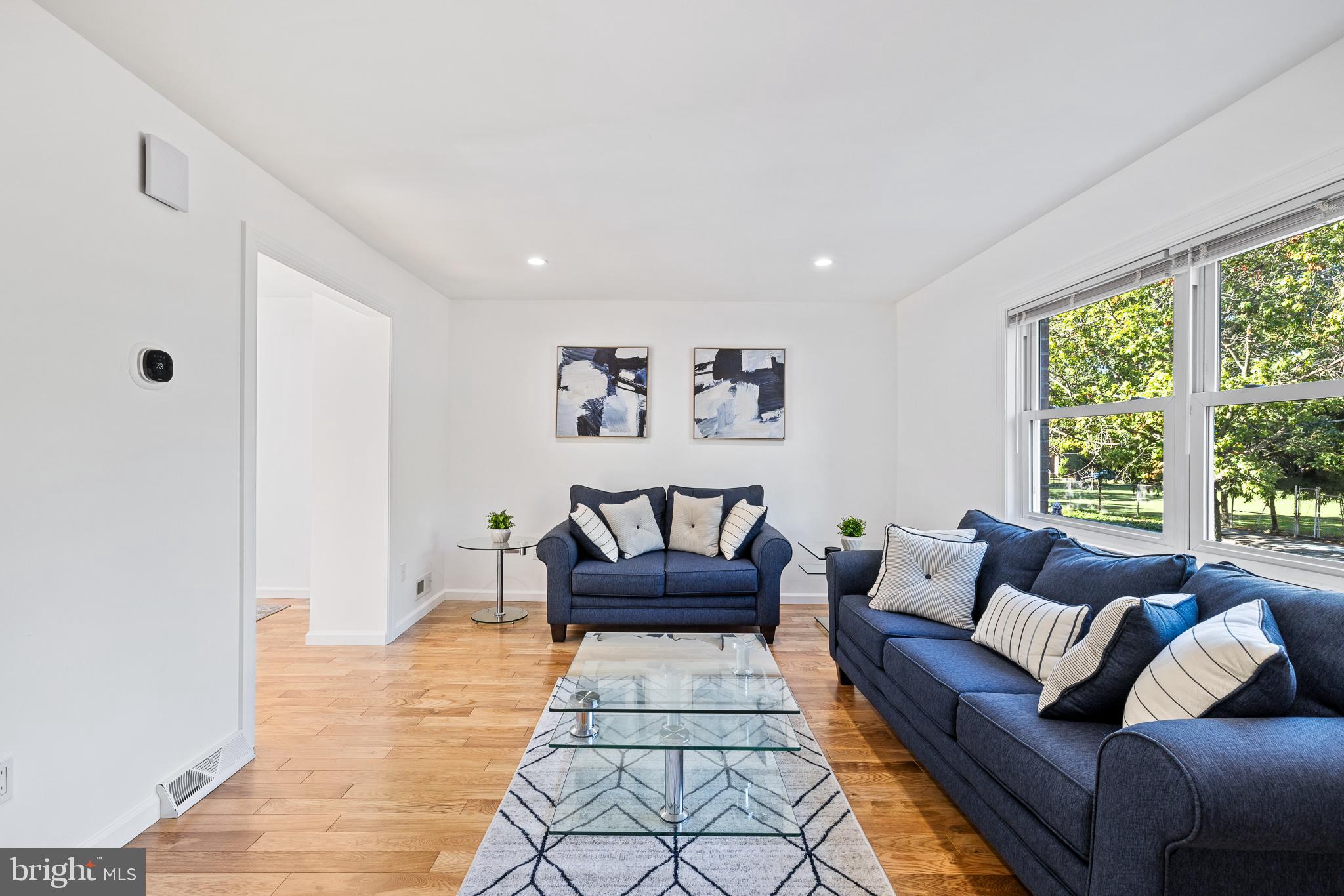 POPLAR - Residential Lease