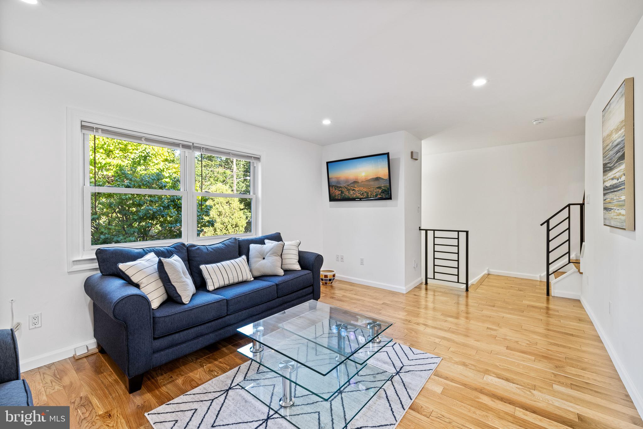 POPLAR - Residential Lease