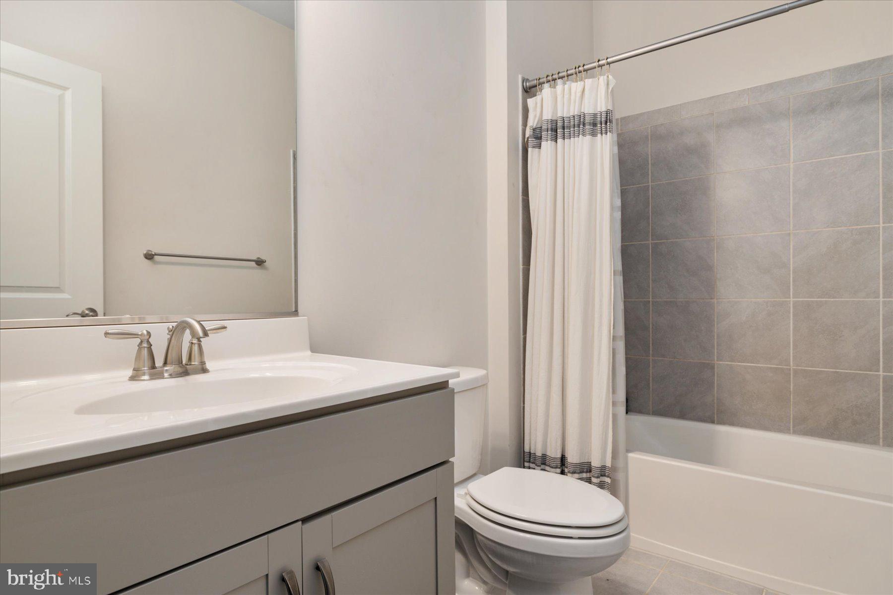 WATERSHED - Residential Lease