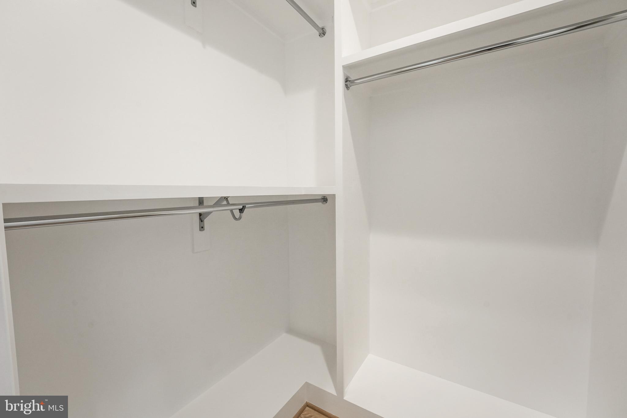 LEEWAY GARDENS - Residential