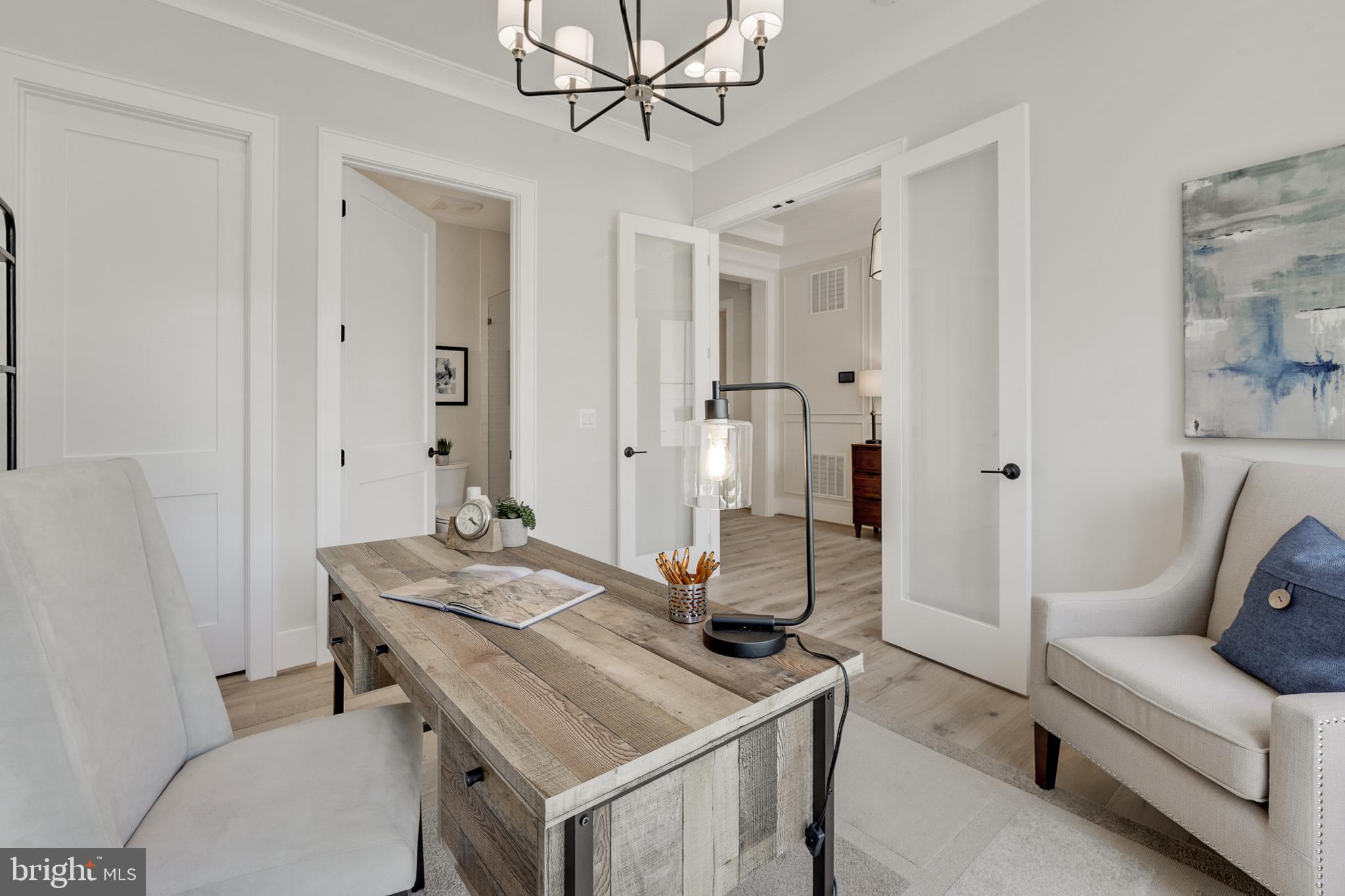 LEEWAY GARDENS - Residential