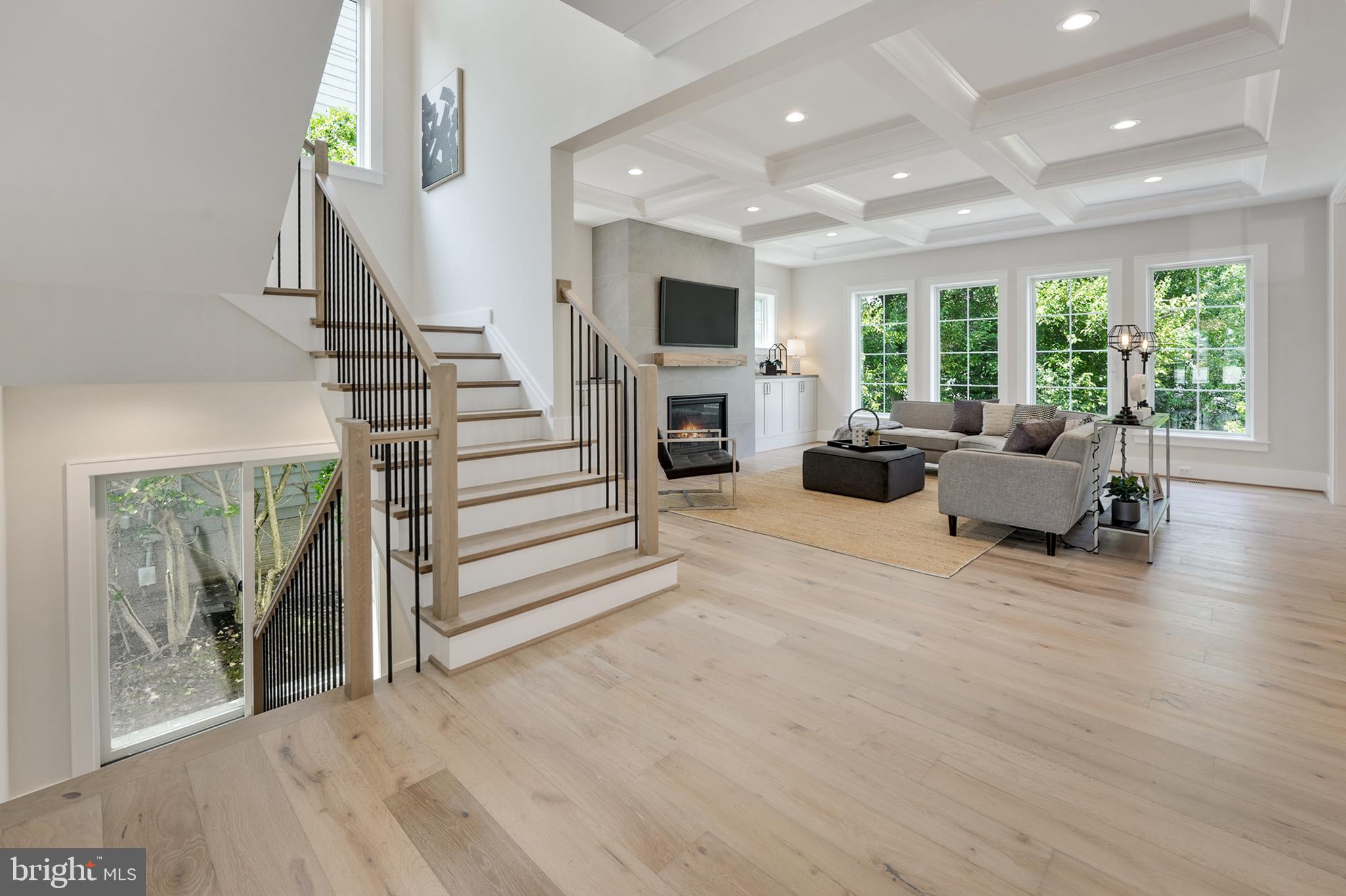 LEEWAY GARDENS - Residential