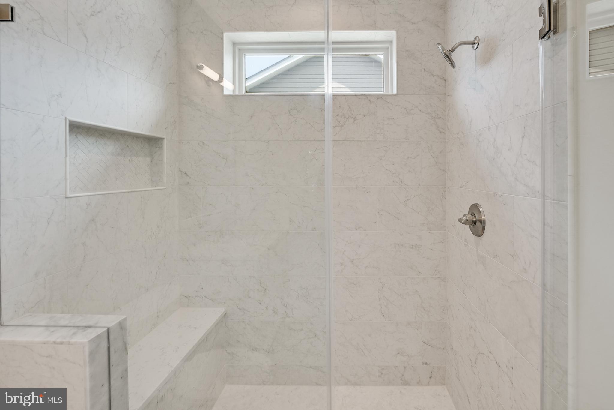 LEEWAY GARDENS - Residential