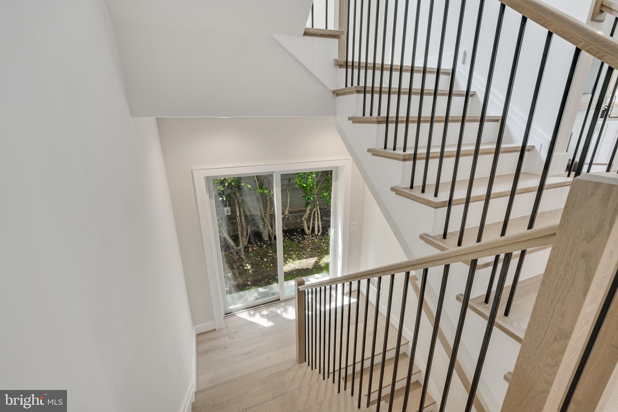 LEEWAY GARDENS - Residential