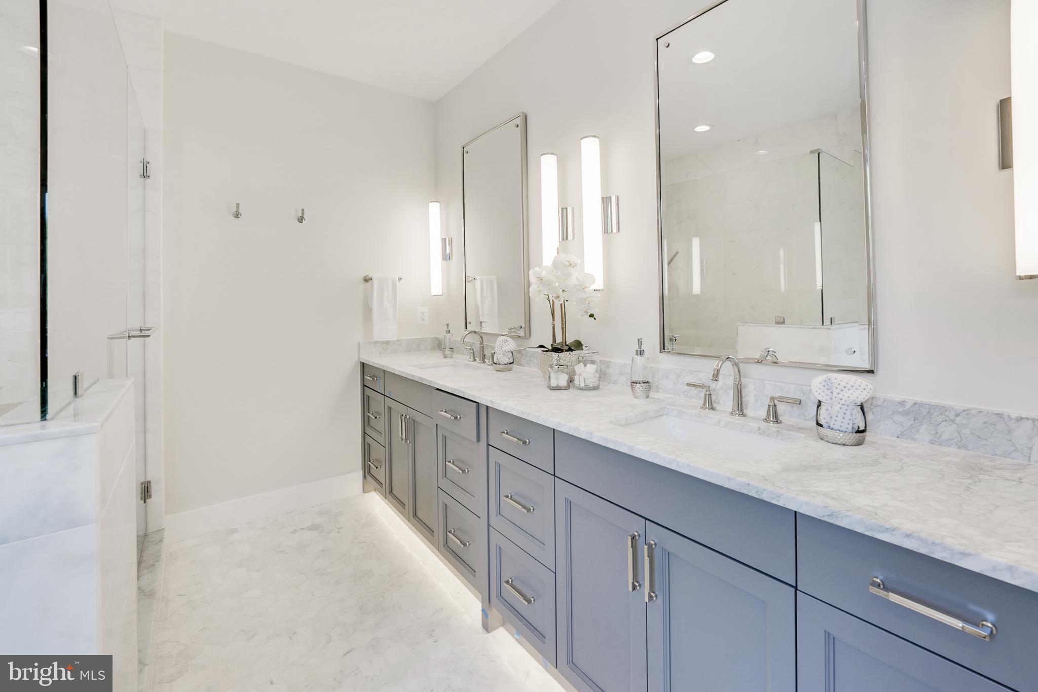 LEEWAY GARDENS - Residential