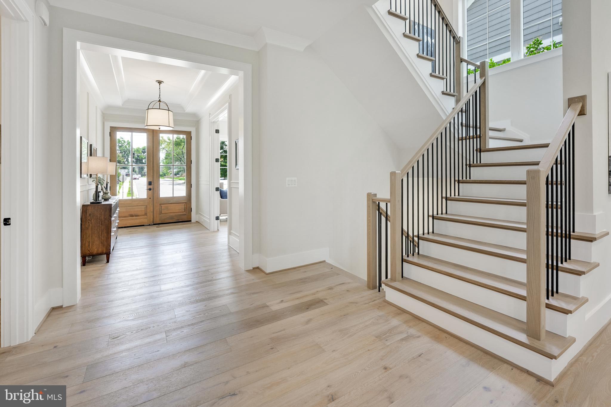 LEEWAY GARDENS - Residential