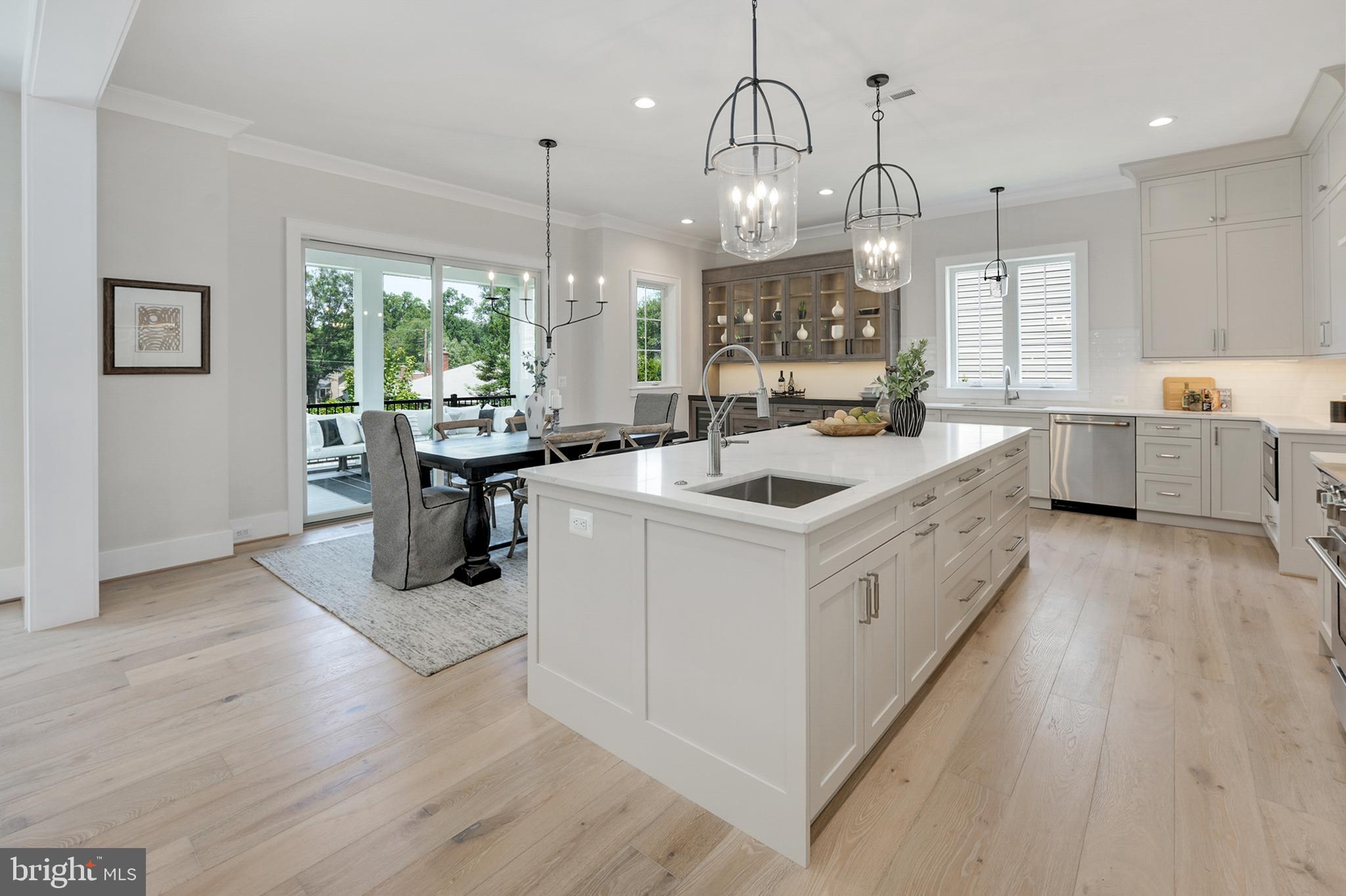 LEEWAY GARDENS - Residential