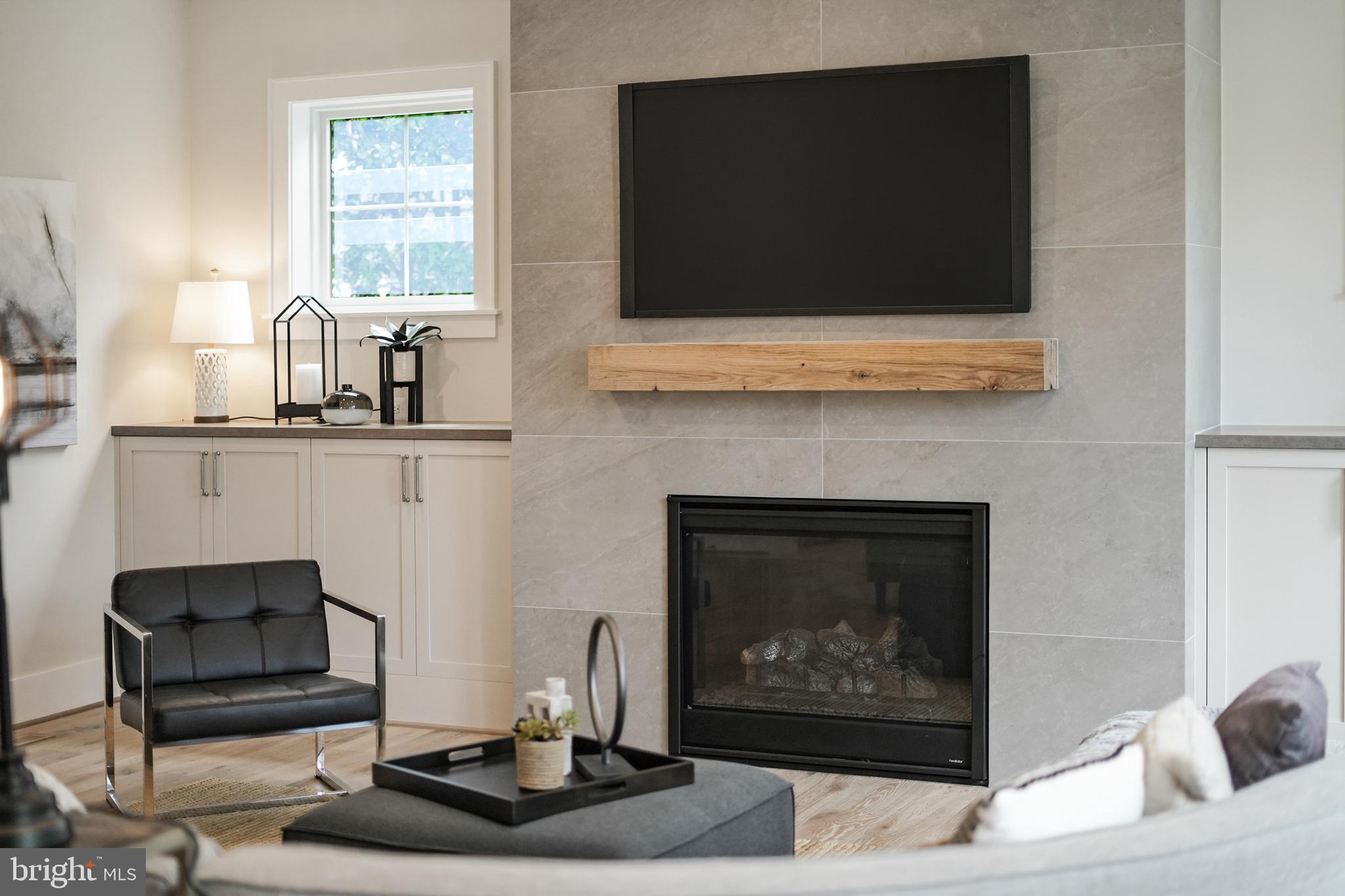 LEEWAY GARDENS - Residential