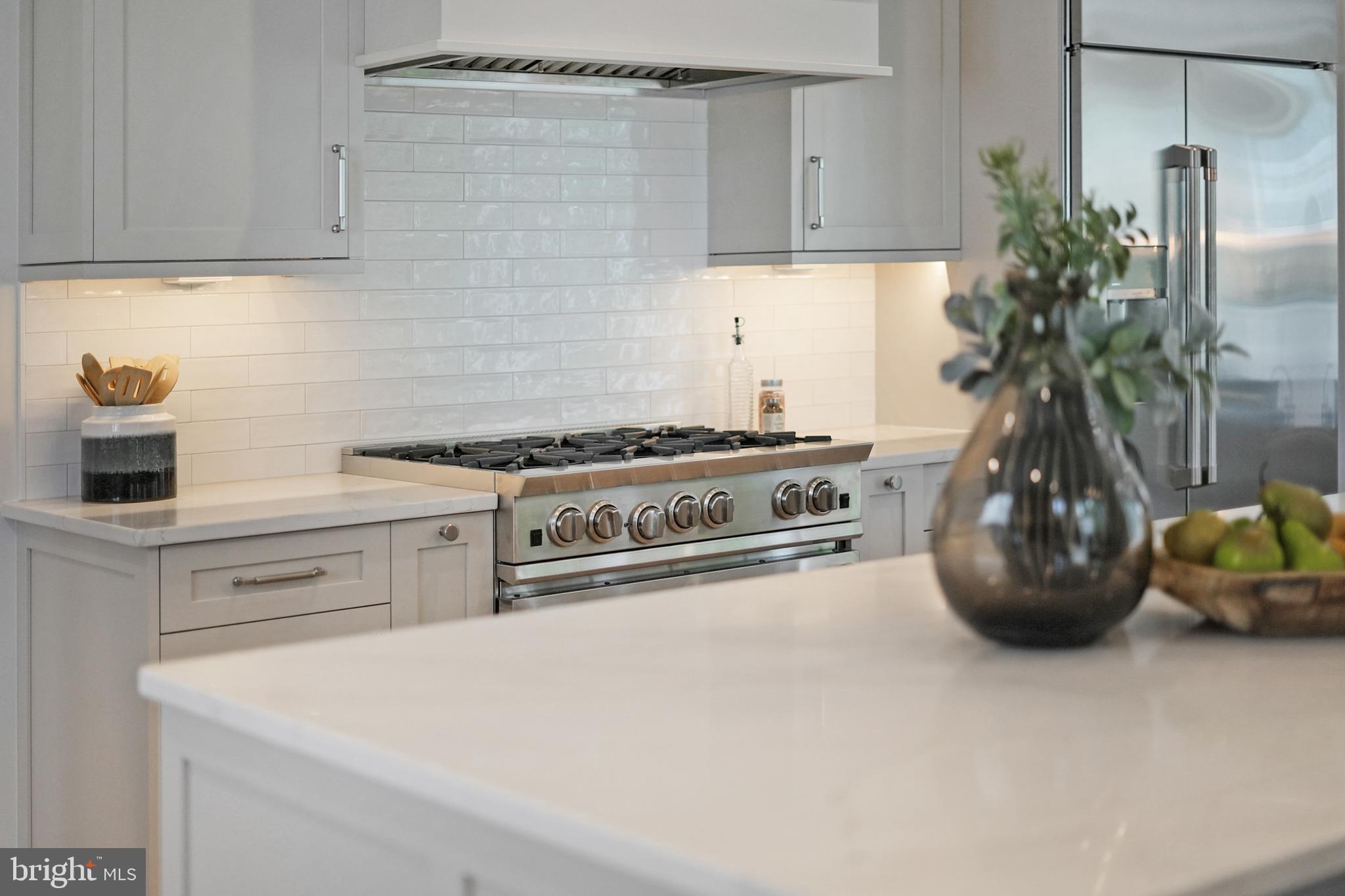 LEEWAY GARDENS - Residential