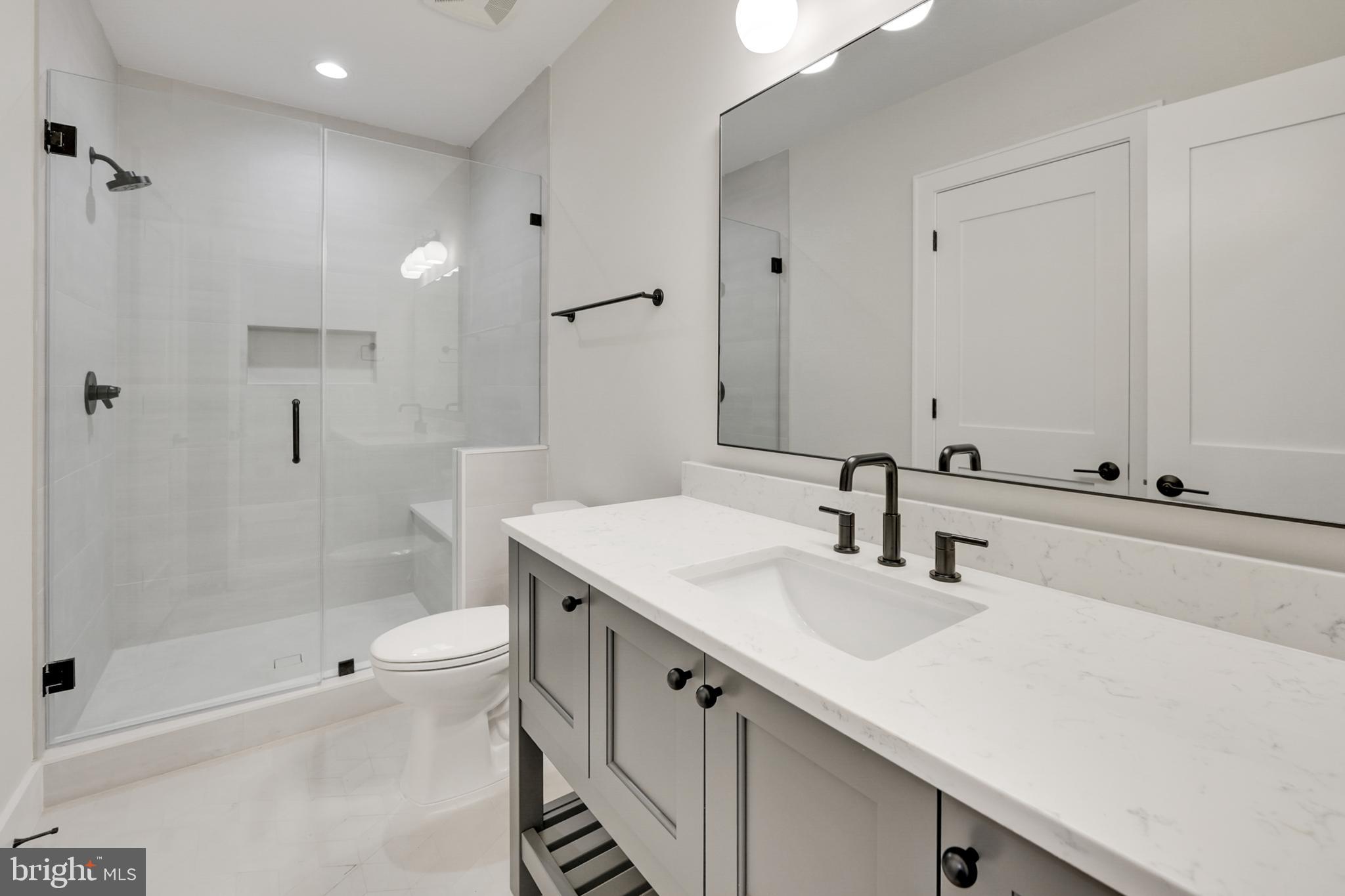 LEEWAY GARDENS - Residential