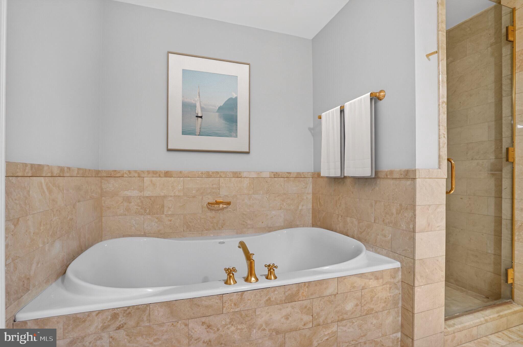 WEST END - Residential