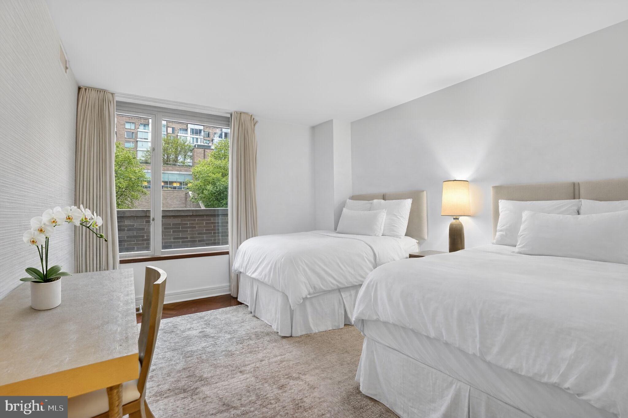 WEST END - Residential