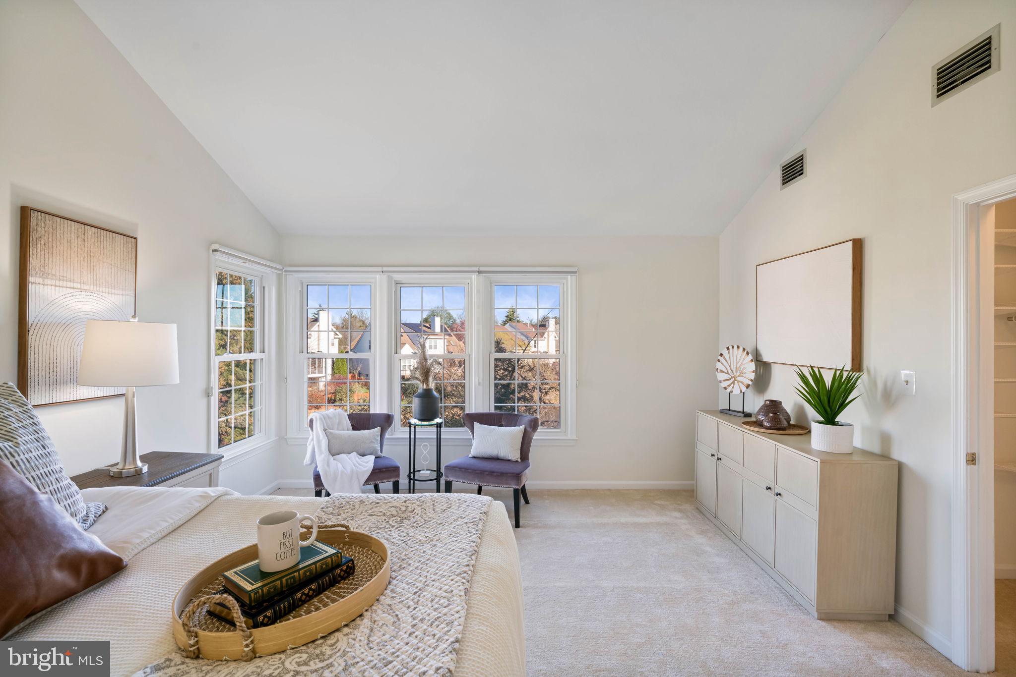 ASHBURN VILLAGE - Residential