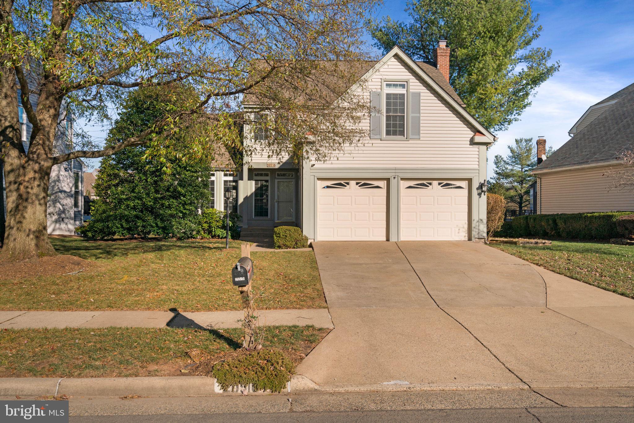 ASHBURN VILLAGE - Residential