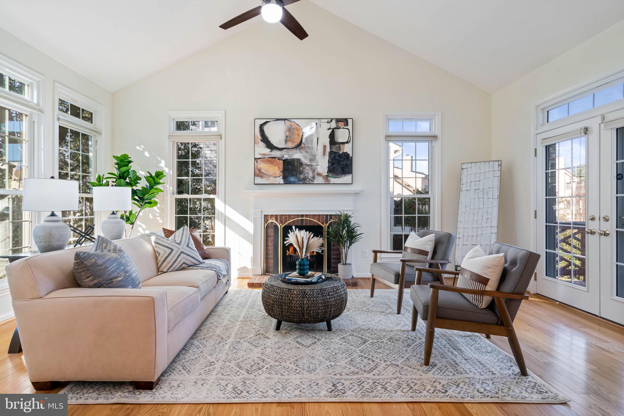 ASHBURN VILLAGE - Residential