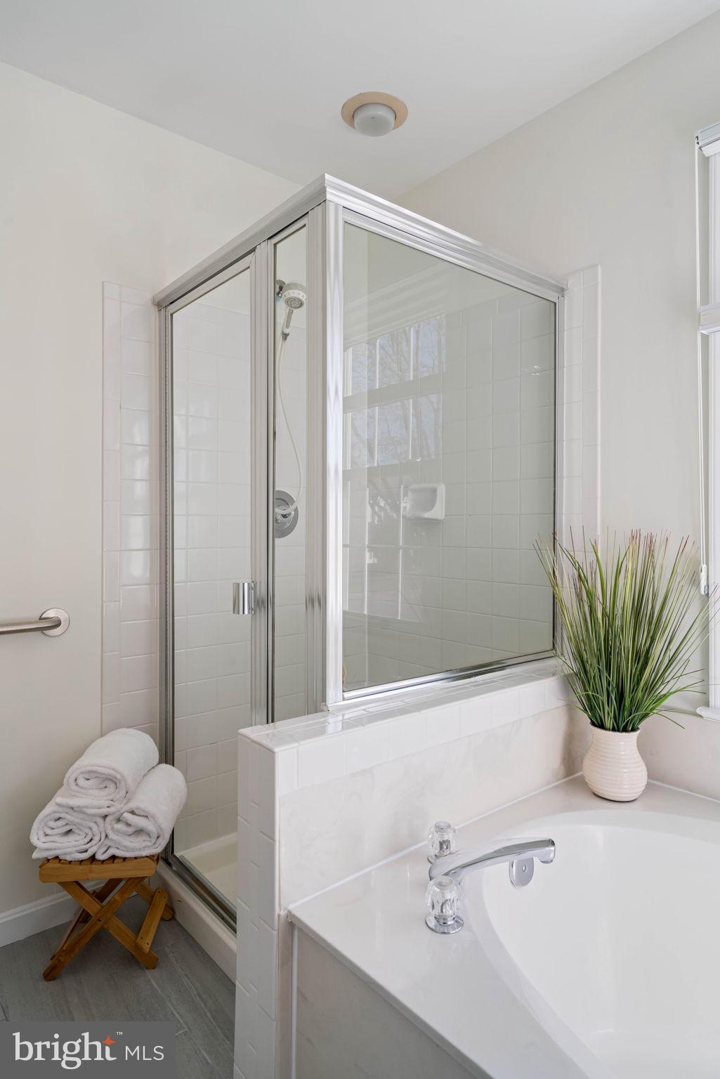 ASHBURN VILLAGE - Residential