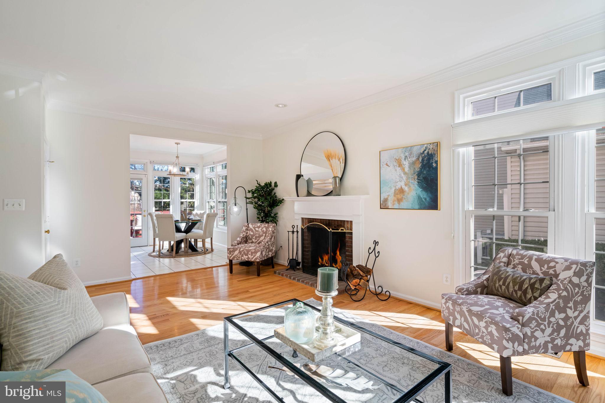 ASHBURN VILLAGE - Residential