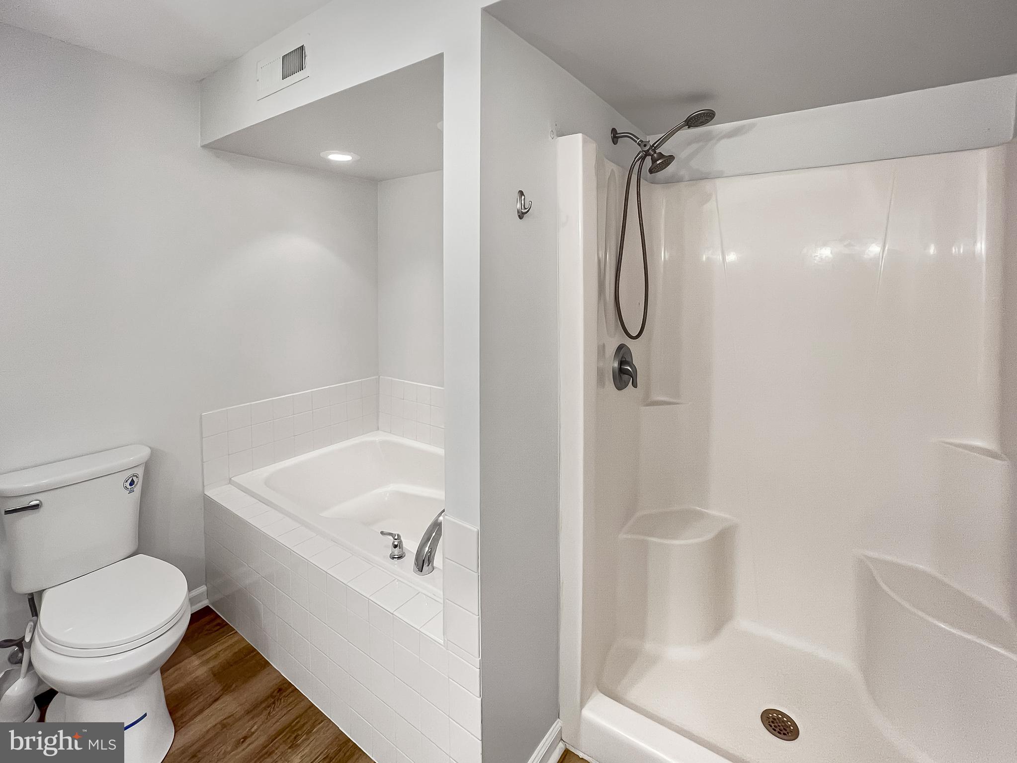 BRIAR RUN - Residential