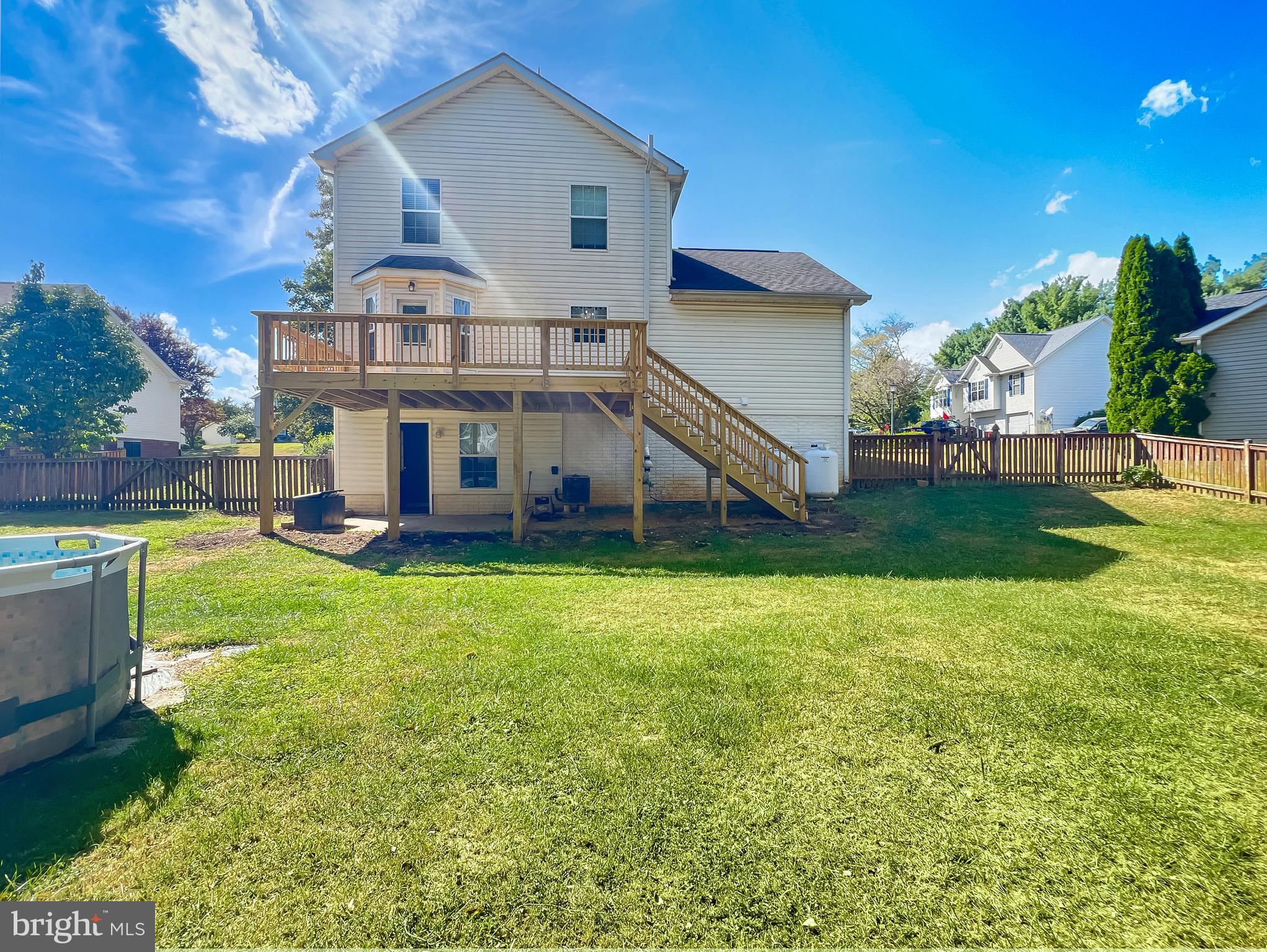 BRIAR RUN - Residential