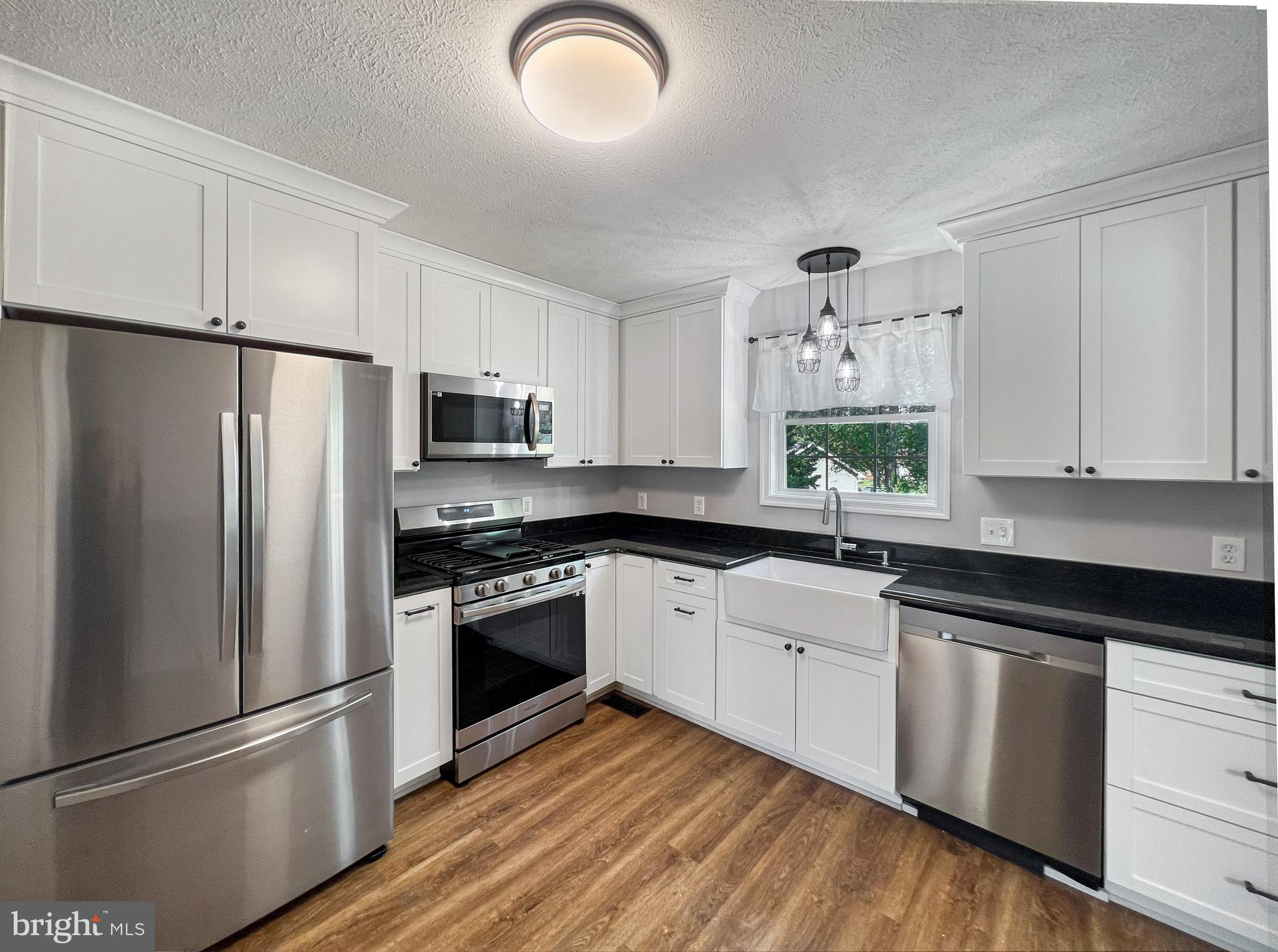 BRIAR RUN - Residential