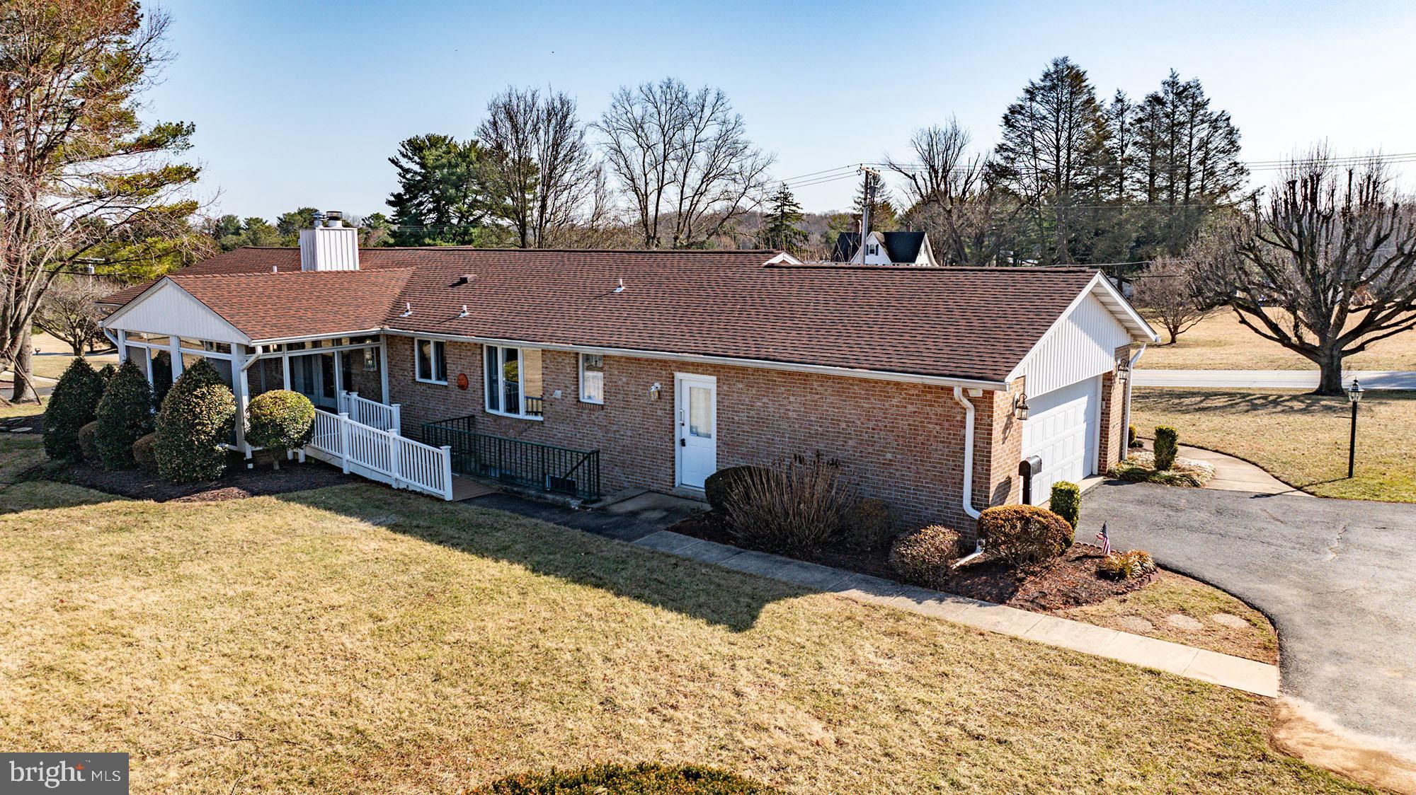 KINGSVILLE - Residential