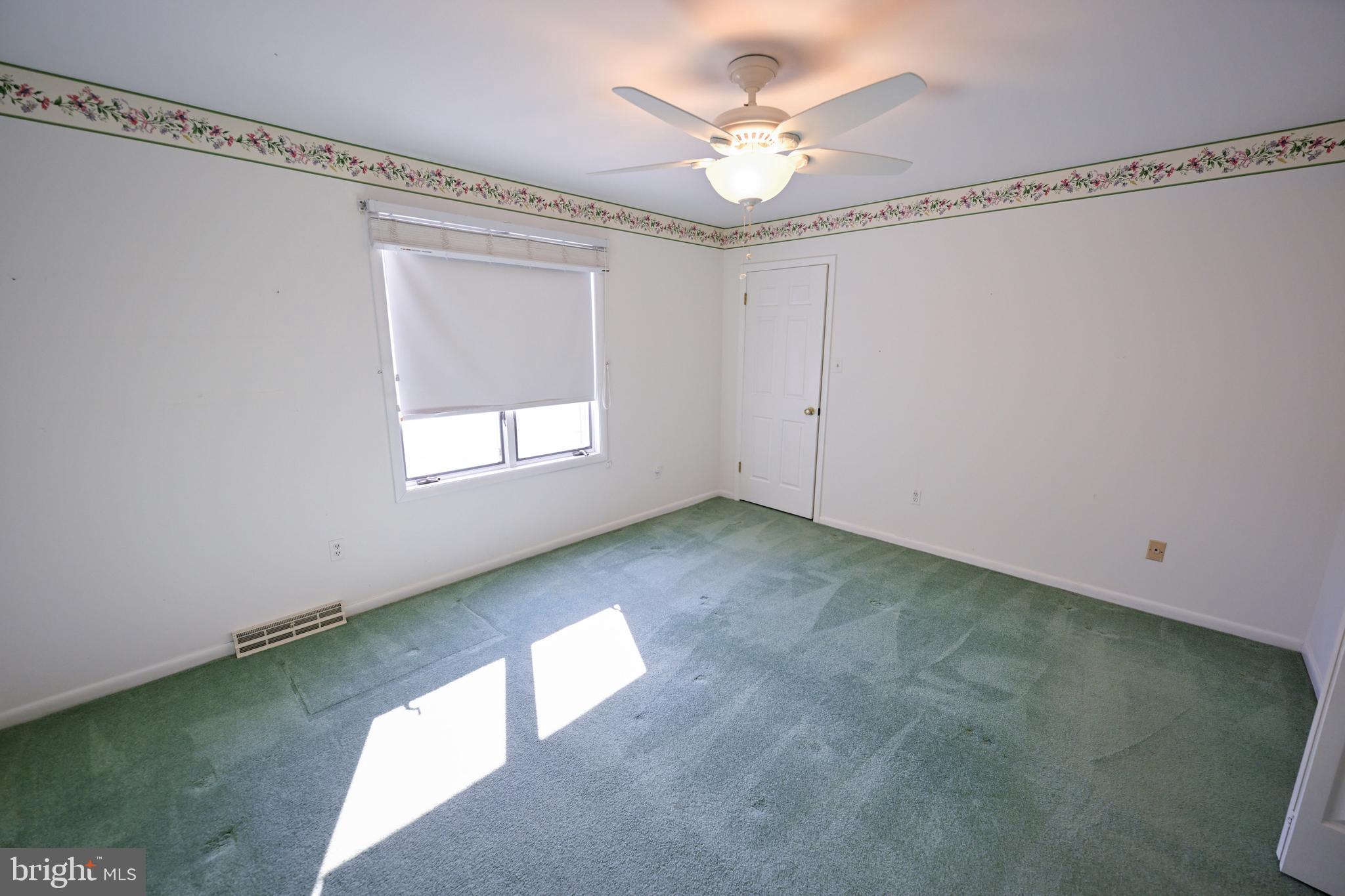 KINGSVILLE - Residential