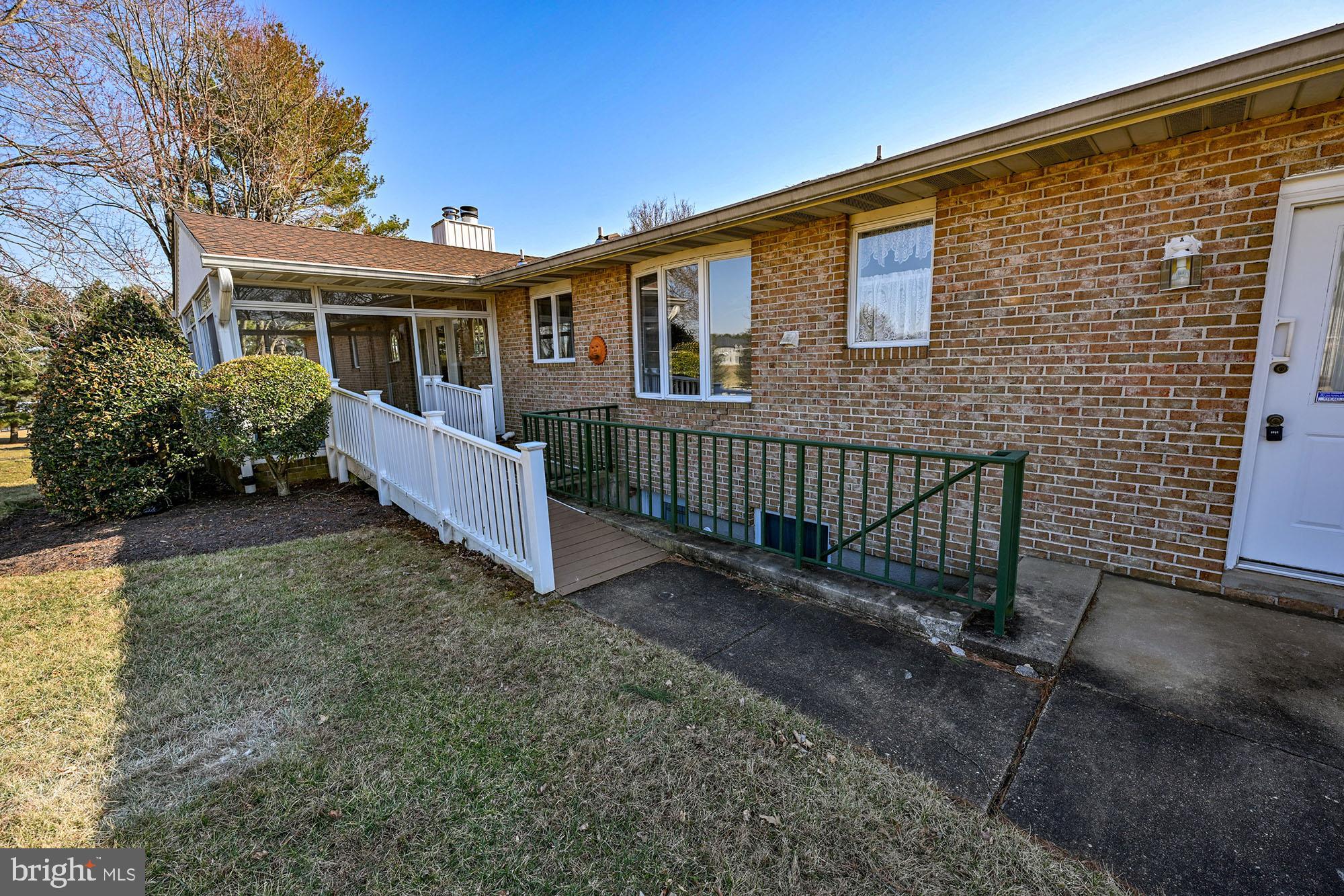 KINGSVILLE - Residential