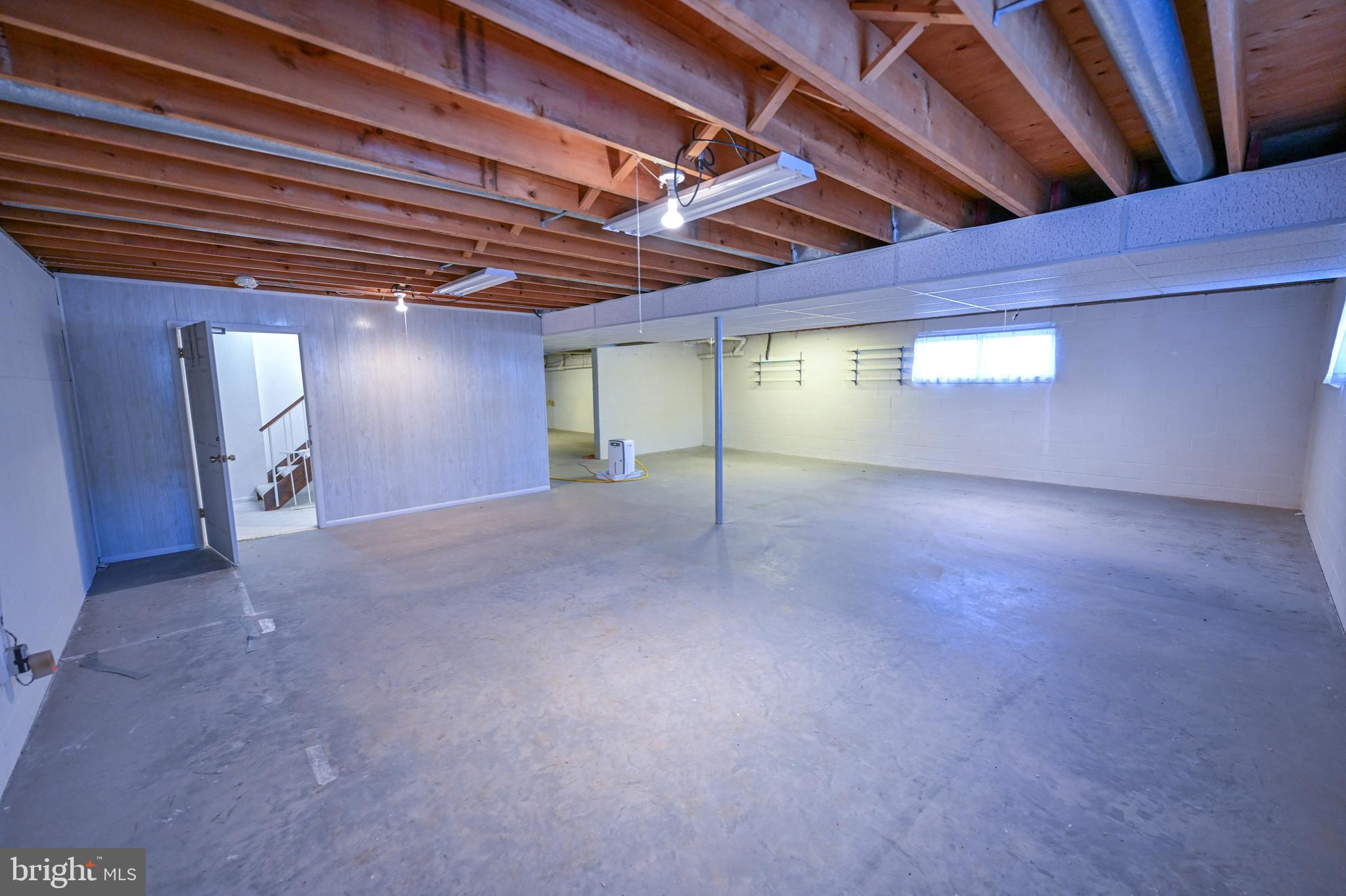 KINGSVILLE - Residential