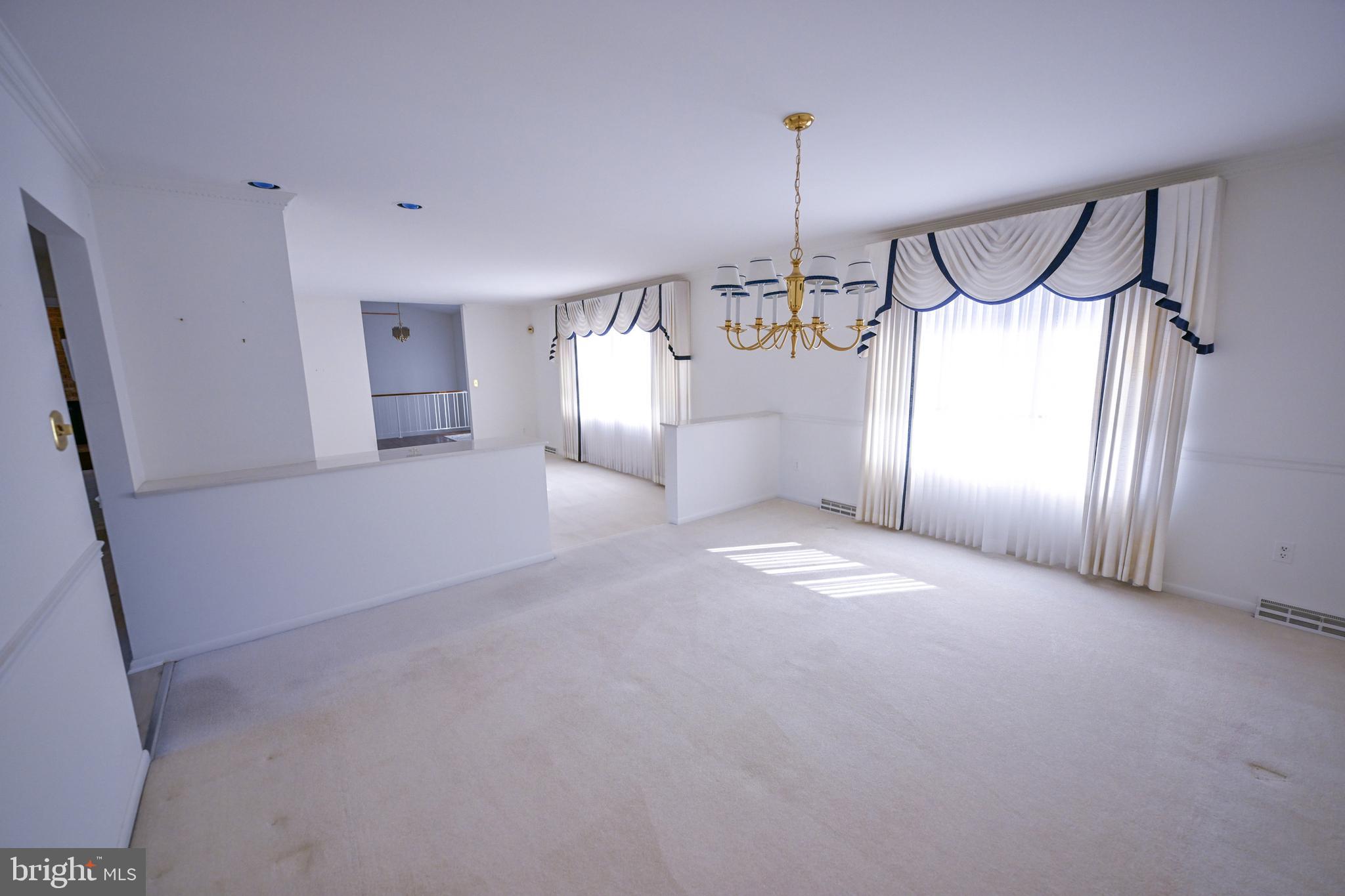 KINGSVILLE - Residential